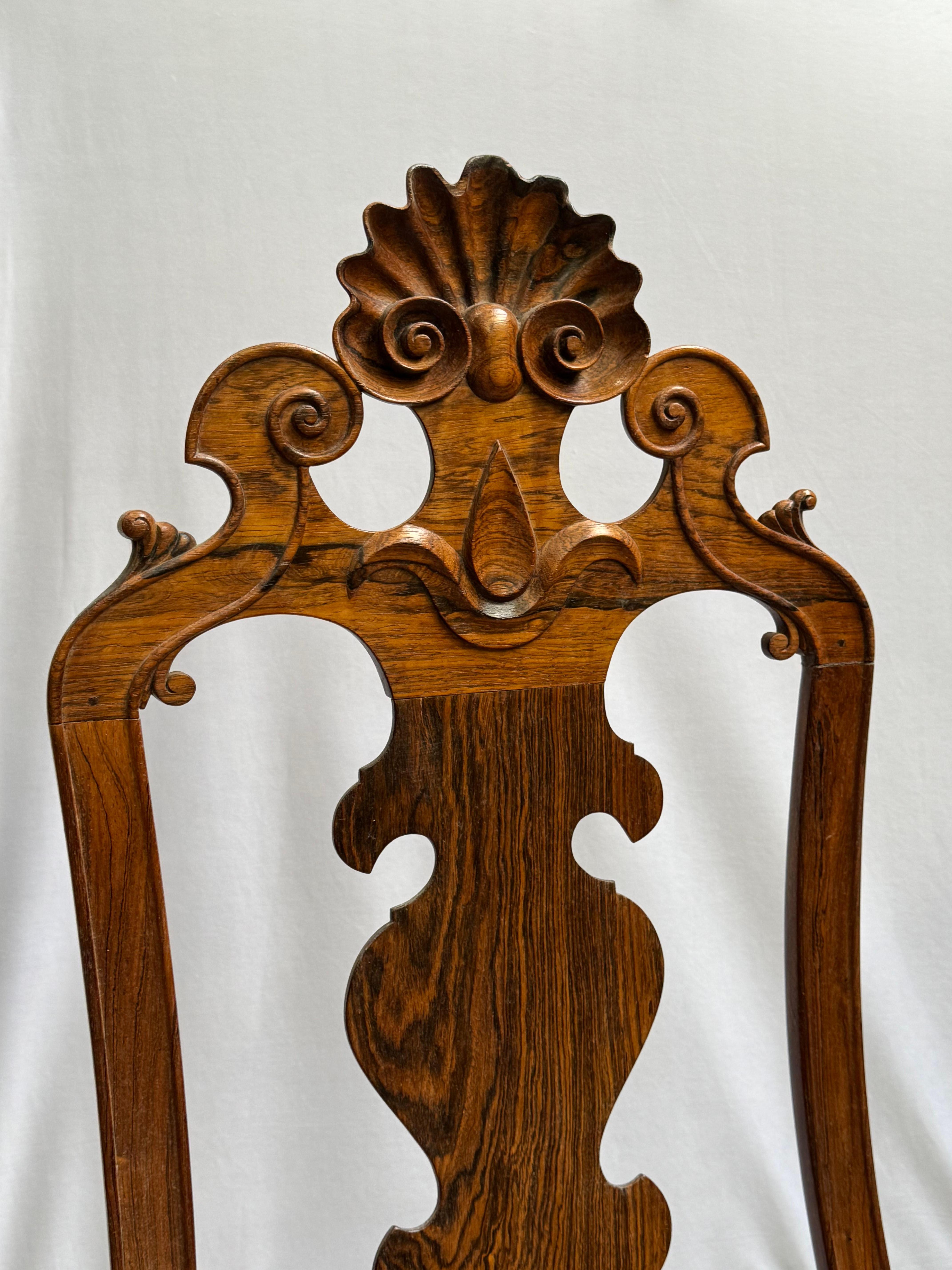 20ième siècle Paire de chaises à trône de style néo-colonial espagnol, début du 20e siècle en vente