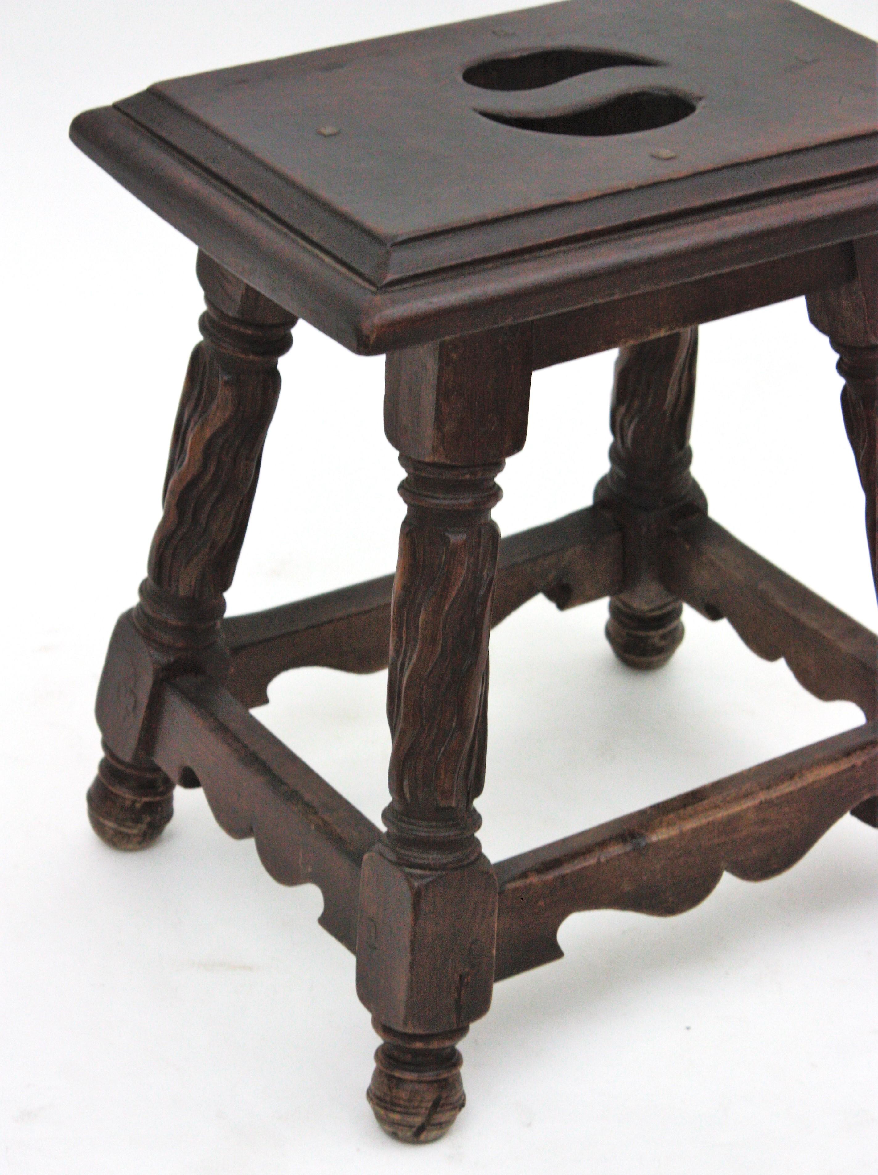 Pair of Spanish Colonial Side Tables / Stools in Carved Wood, 1940s For Sale 11