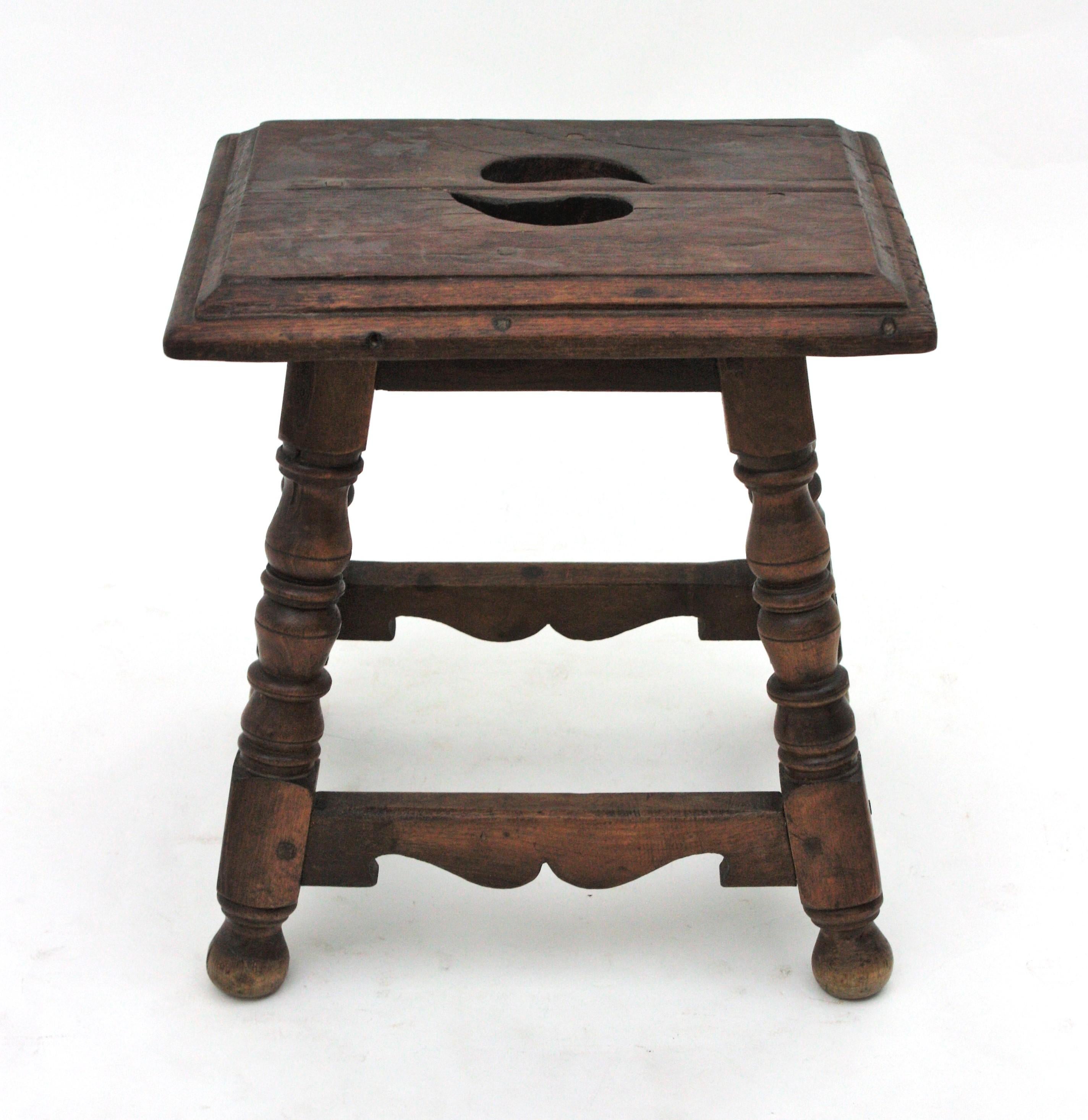 Pair of Spanish Colonial Side Tables / Stools in Carved Wood, 1940s For Sale 1