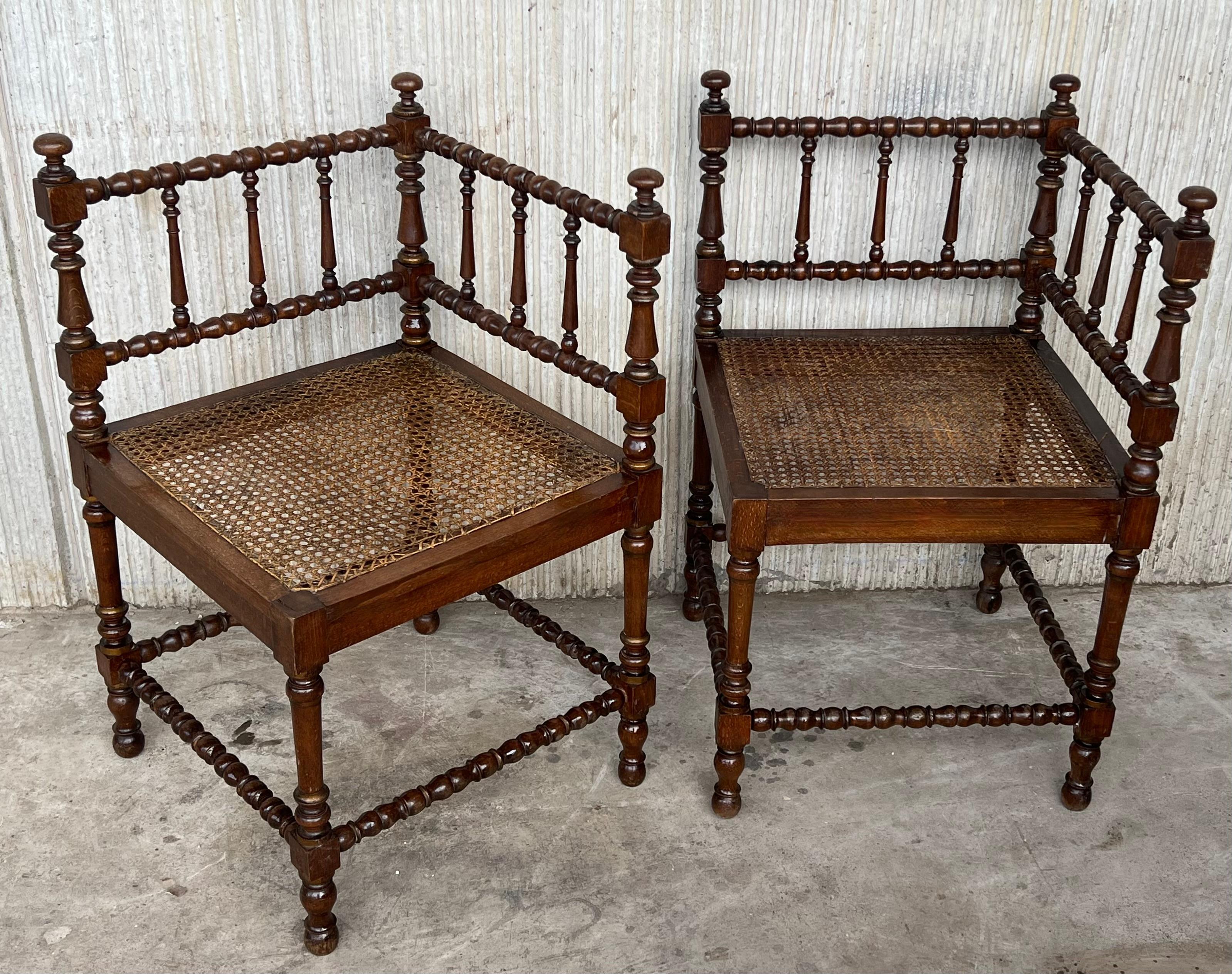 19th Century Pair of Spanish Corner Turned Armchairs Shaping a Bench with Cane Seat