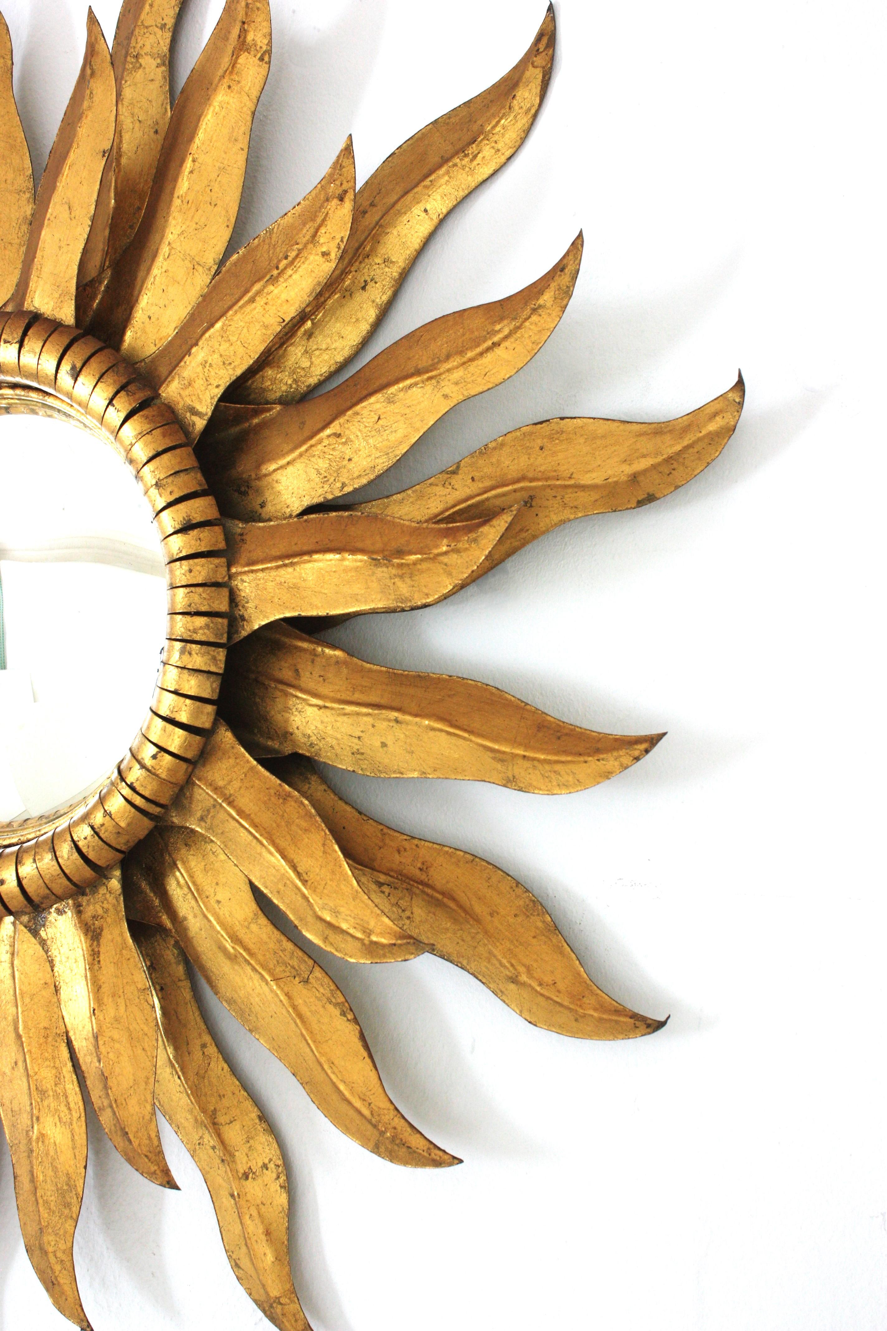 Pair of Spanish Double Layered Convex Sunburst Mirrors in Gilt Metal For Sale 7