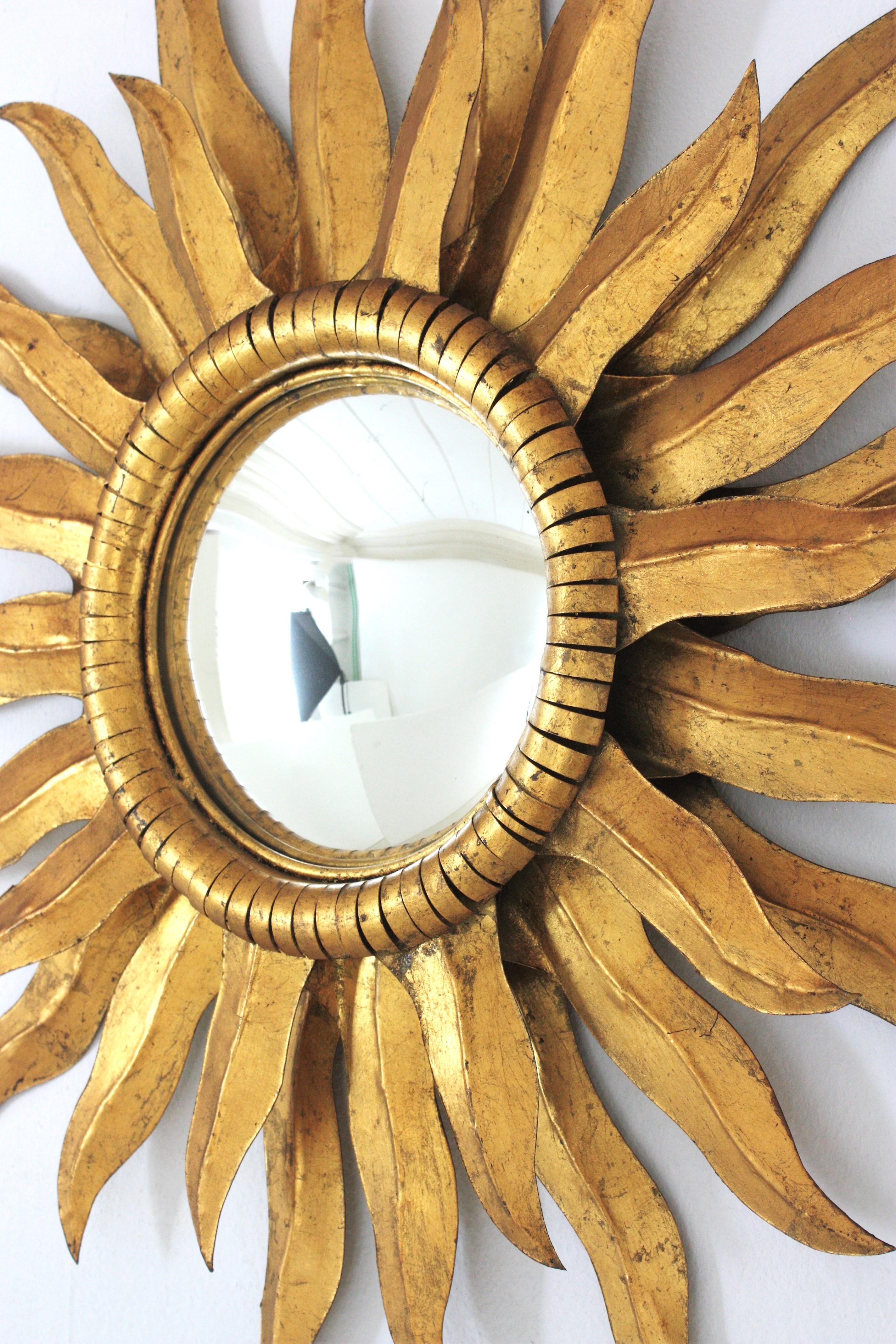 Pair of Spanish Double Layered Convex Sunburst Mirrors in Gilt Metal For Sale 8