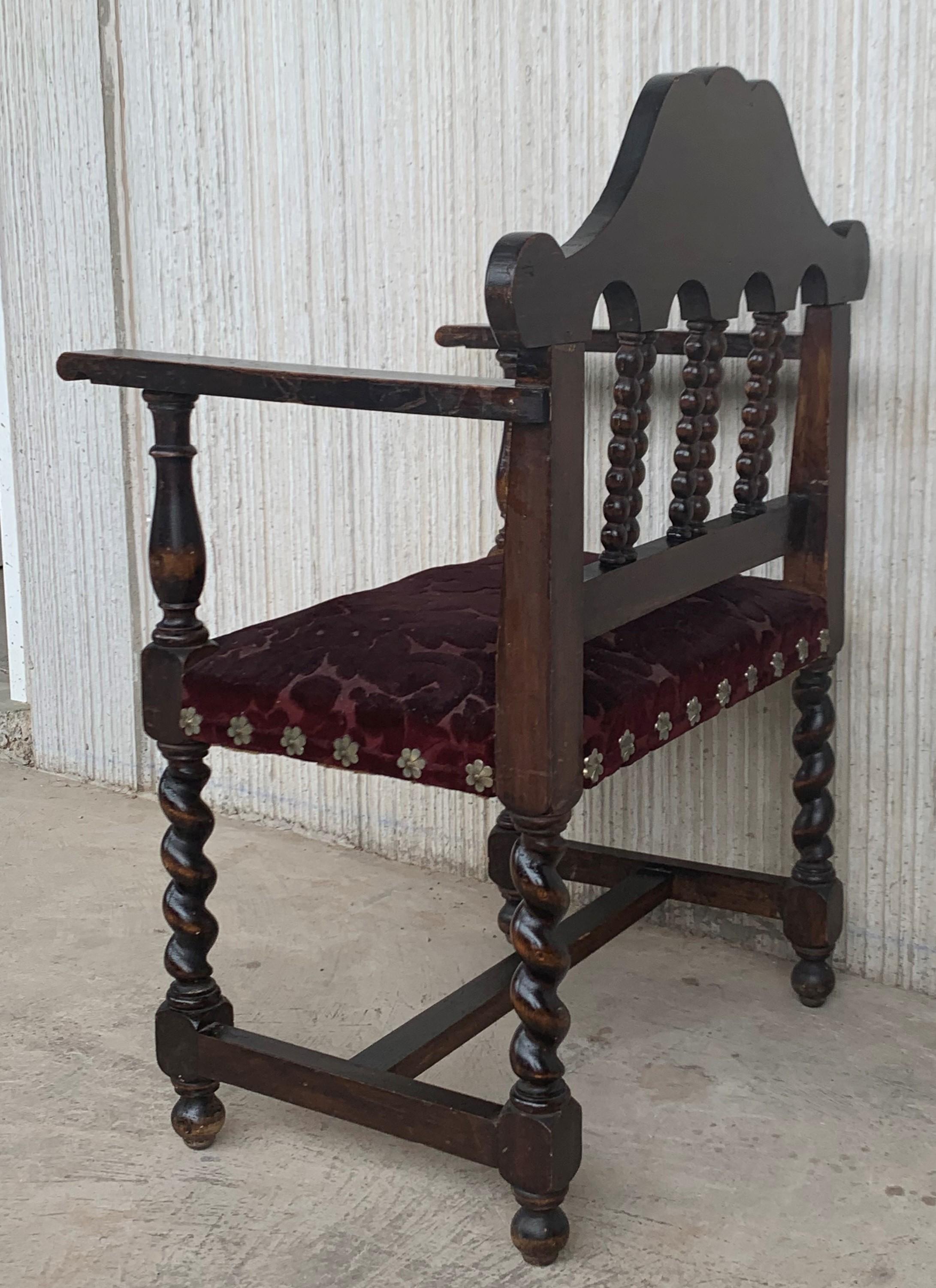 Pair of Spanish Early 18th Century Period Walnut and Upholstered Armchairs 2