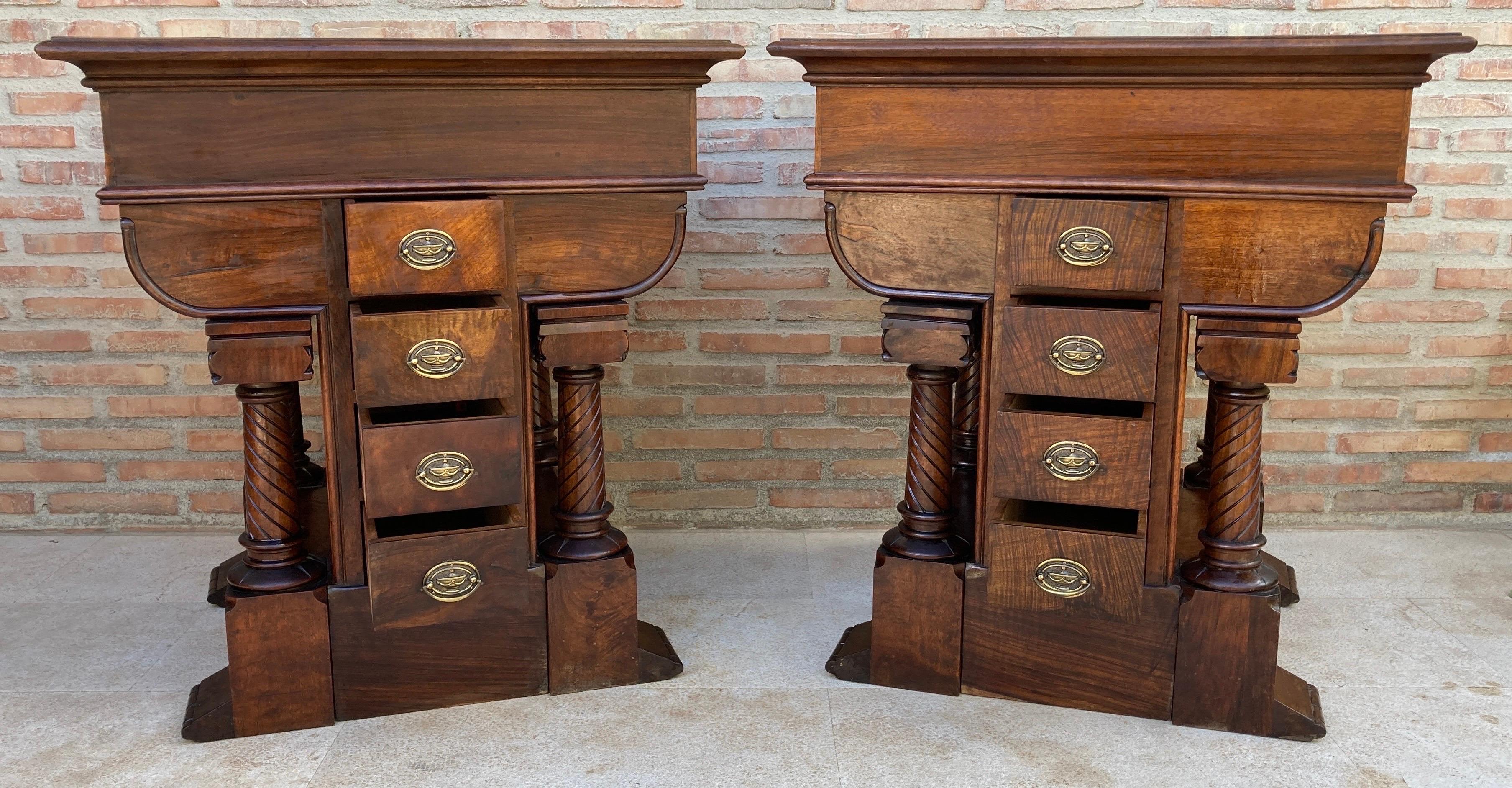 Néo-empire Pair of Spanish Empire Revival Console Tables with Spiral Columns, 1890s en vente