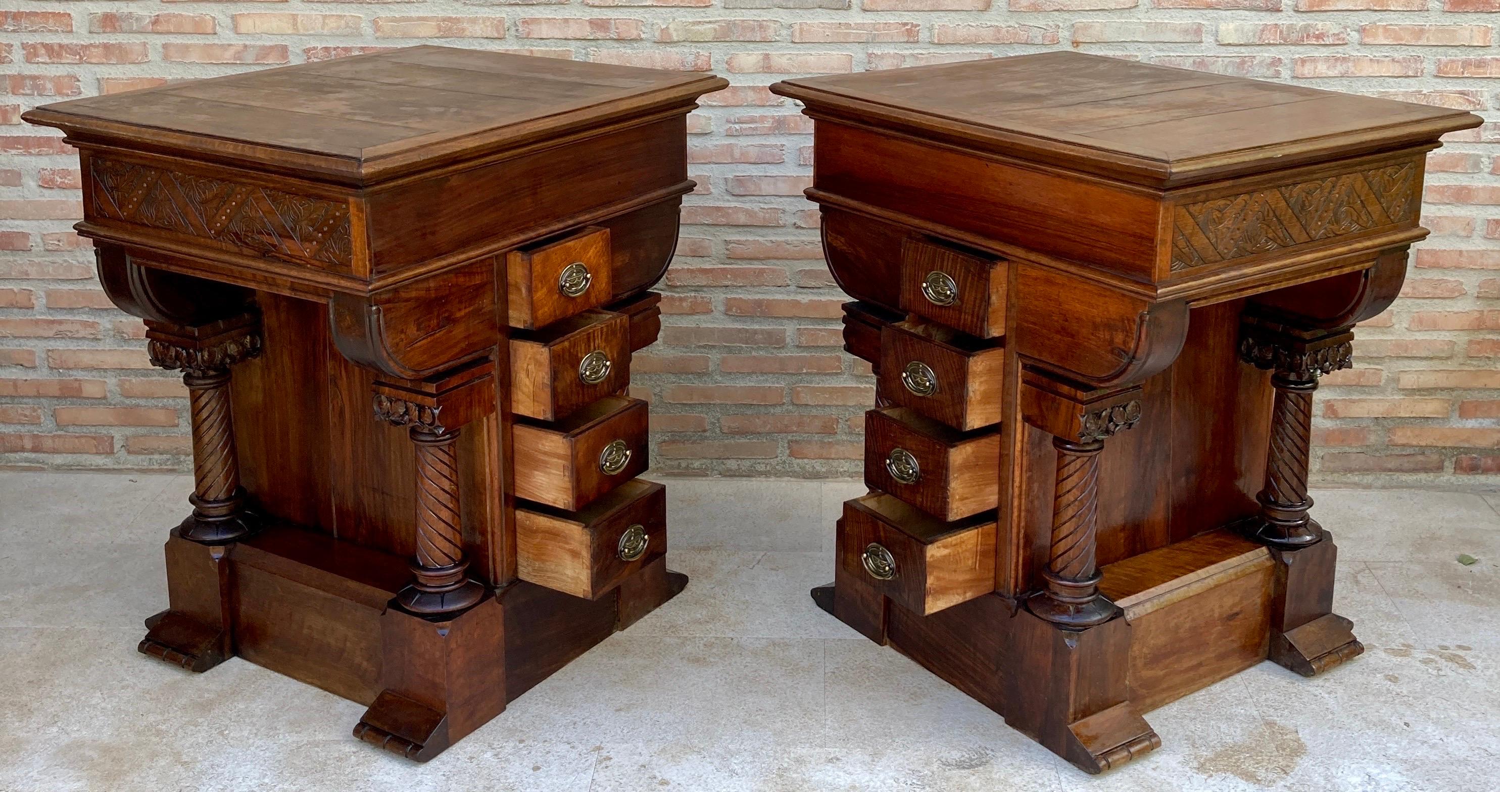 Pair of Spanish Empire Revival Console Tables with Spiral Columns, 1890s en vente 1