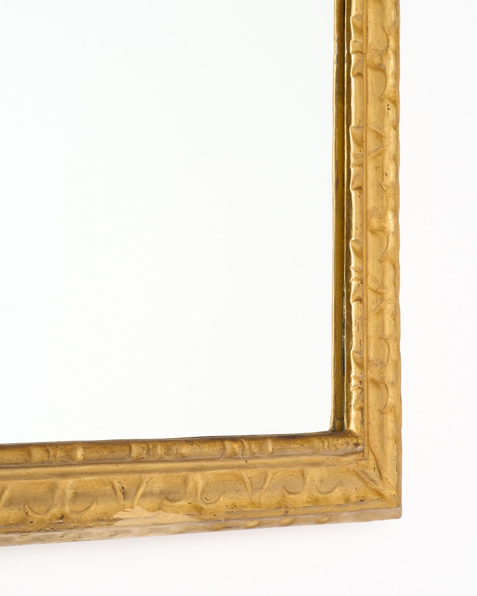 Early 20th Century Pair of Spanish Gilded Mirrors For Sale