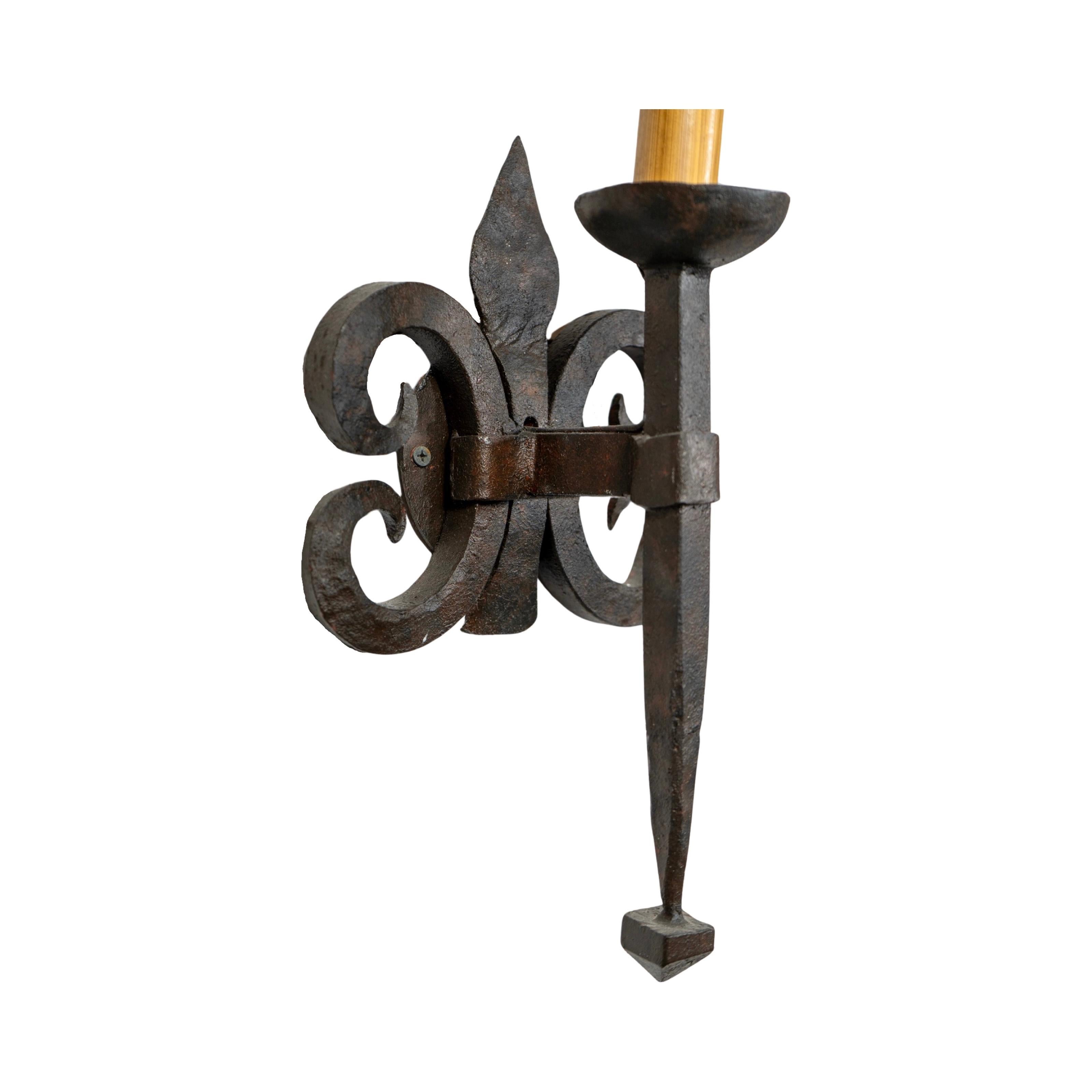 Pair of Spanish Iron Wall Sconces In Good Condition For Sale In Dallas, TX