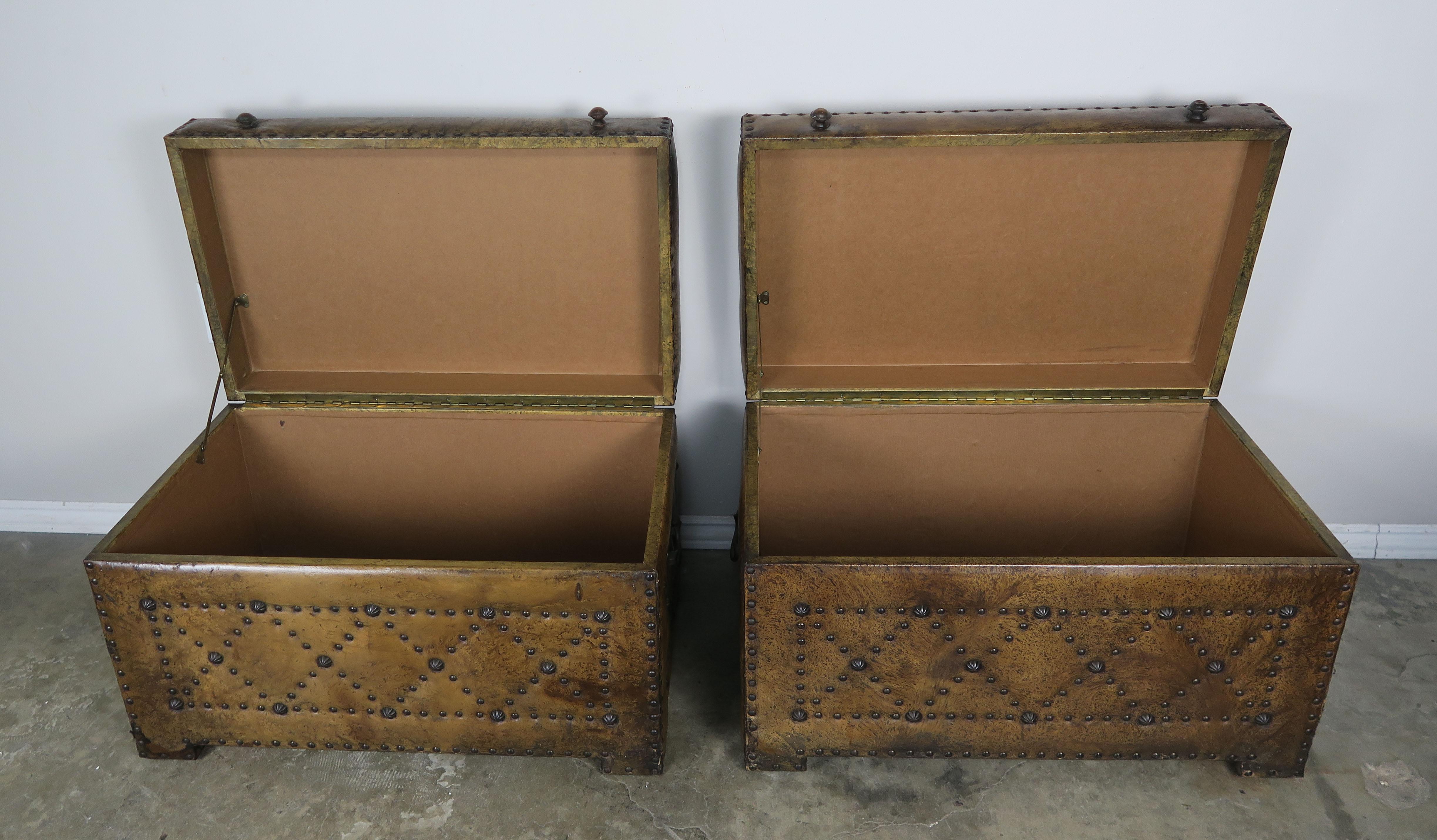 Early 20th Century Pair of Spanish Leather Tufted Chests with Nailhead Trim