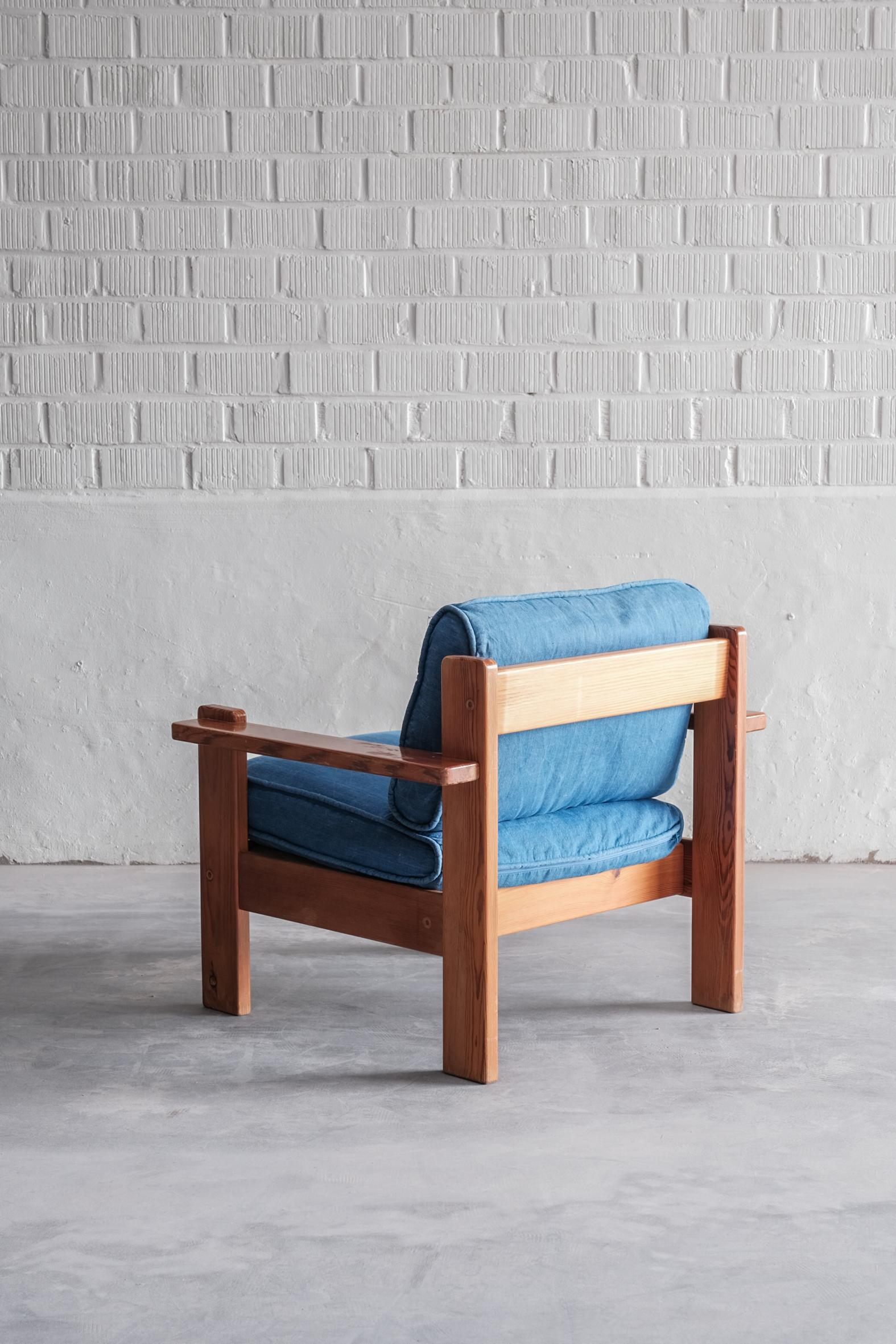 Mid-Century Modern Pair of Spanish Lounge Chairs