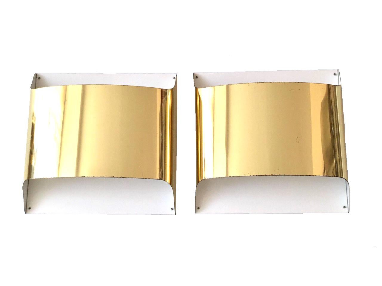 Late 20th Century Pair of Spanish Metal Gold Wall Sconces, 1980s For Sale