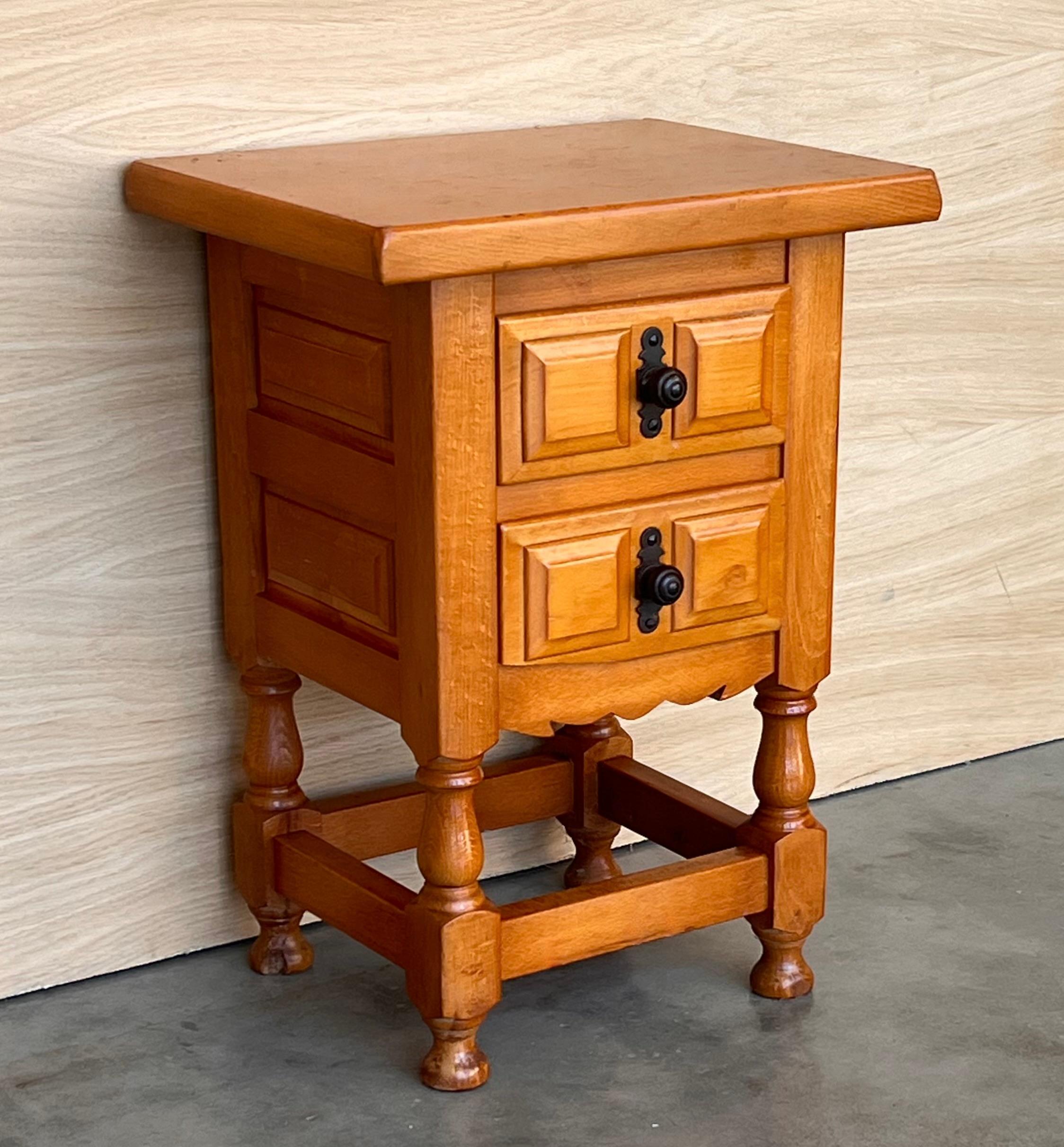 20th Century Pair of Spanish Narrow Nightstands with two drawers For Sale