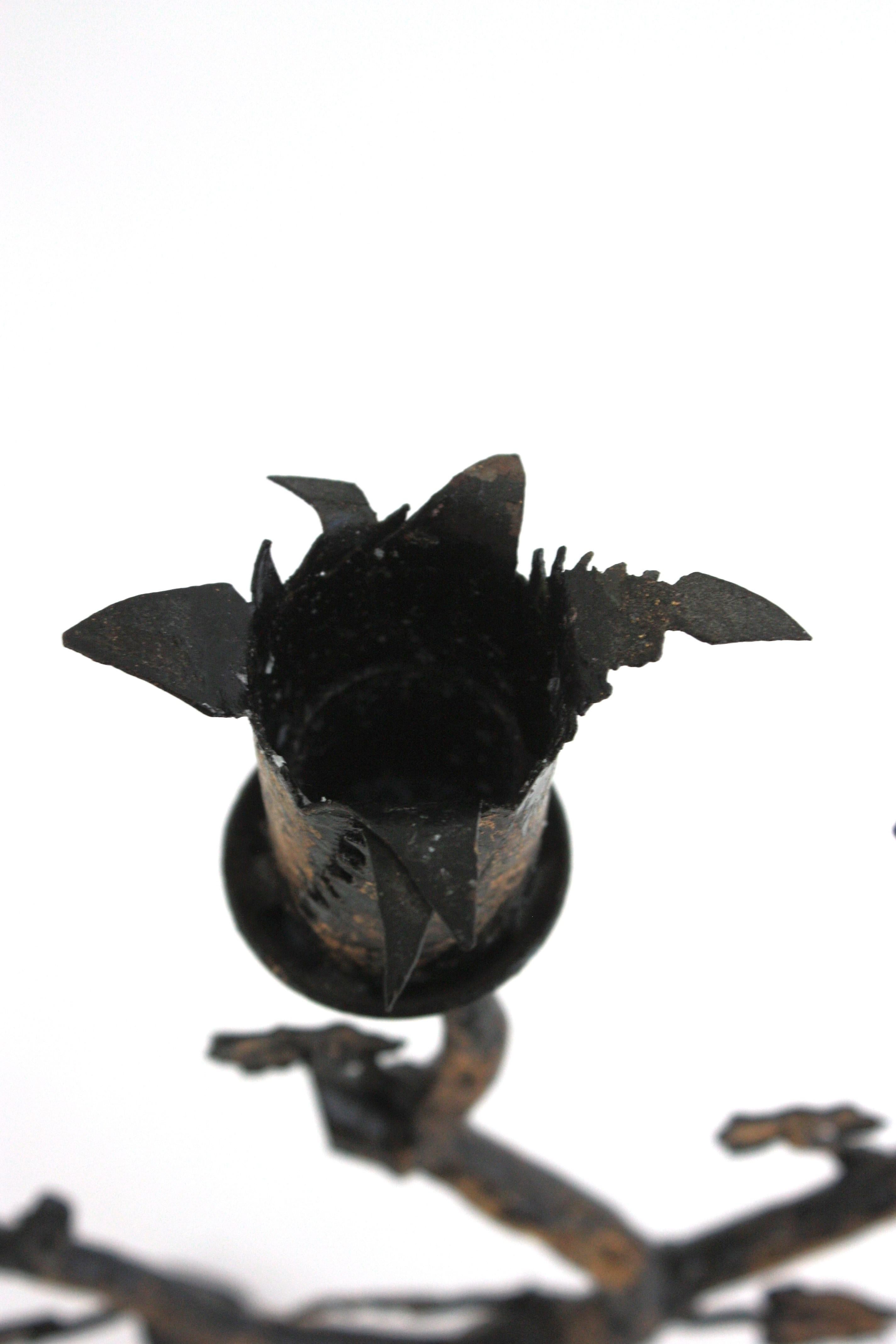 Pair of Spanish Naturalistic Candle Holders in Gilt Wrought Iron, 1940s For Sale 9
