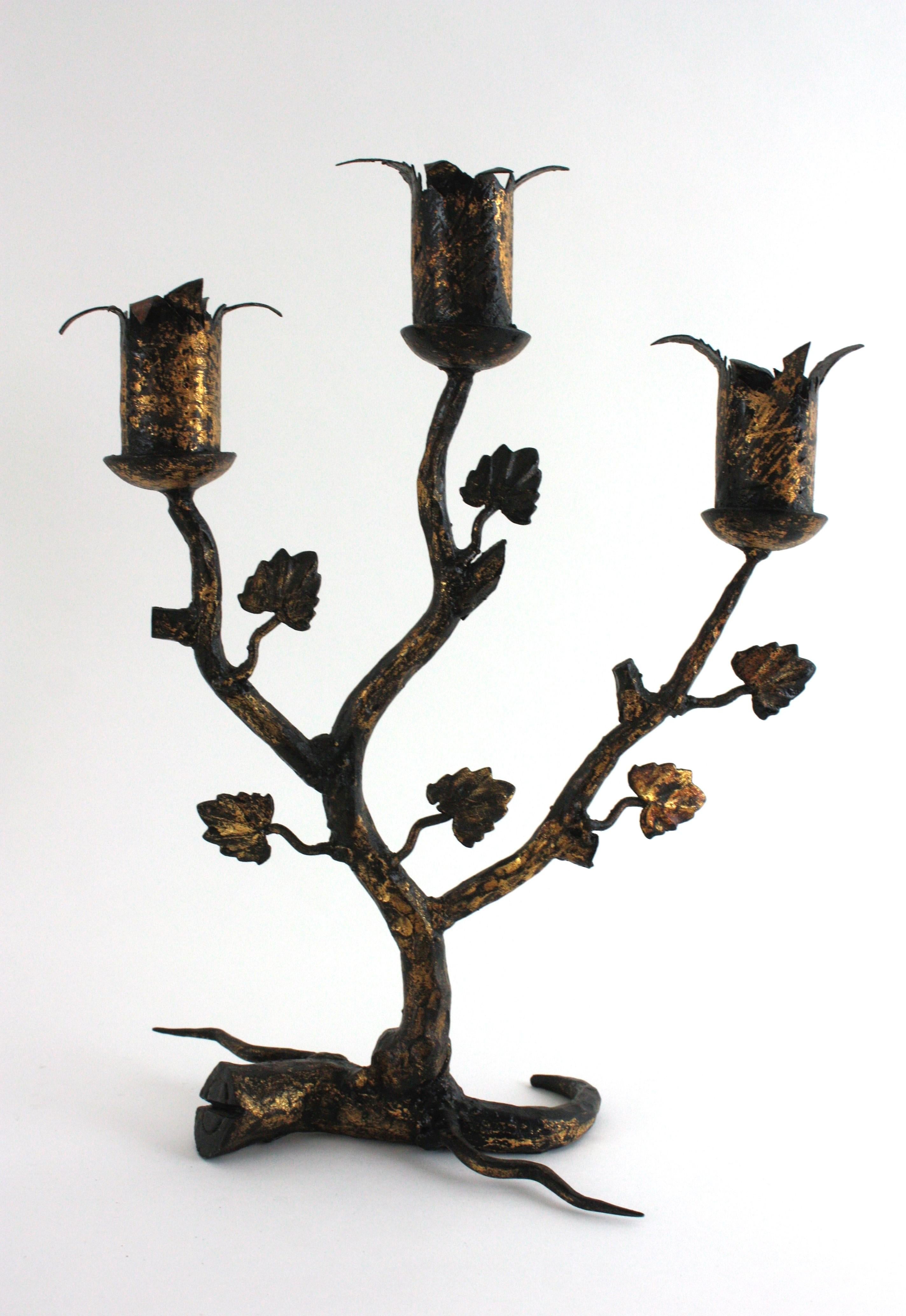 Pair of Spanish Naturalistic Candle Holders in Gilt Wrought Iron, 1940s For Sale 3
