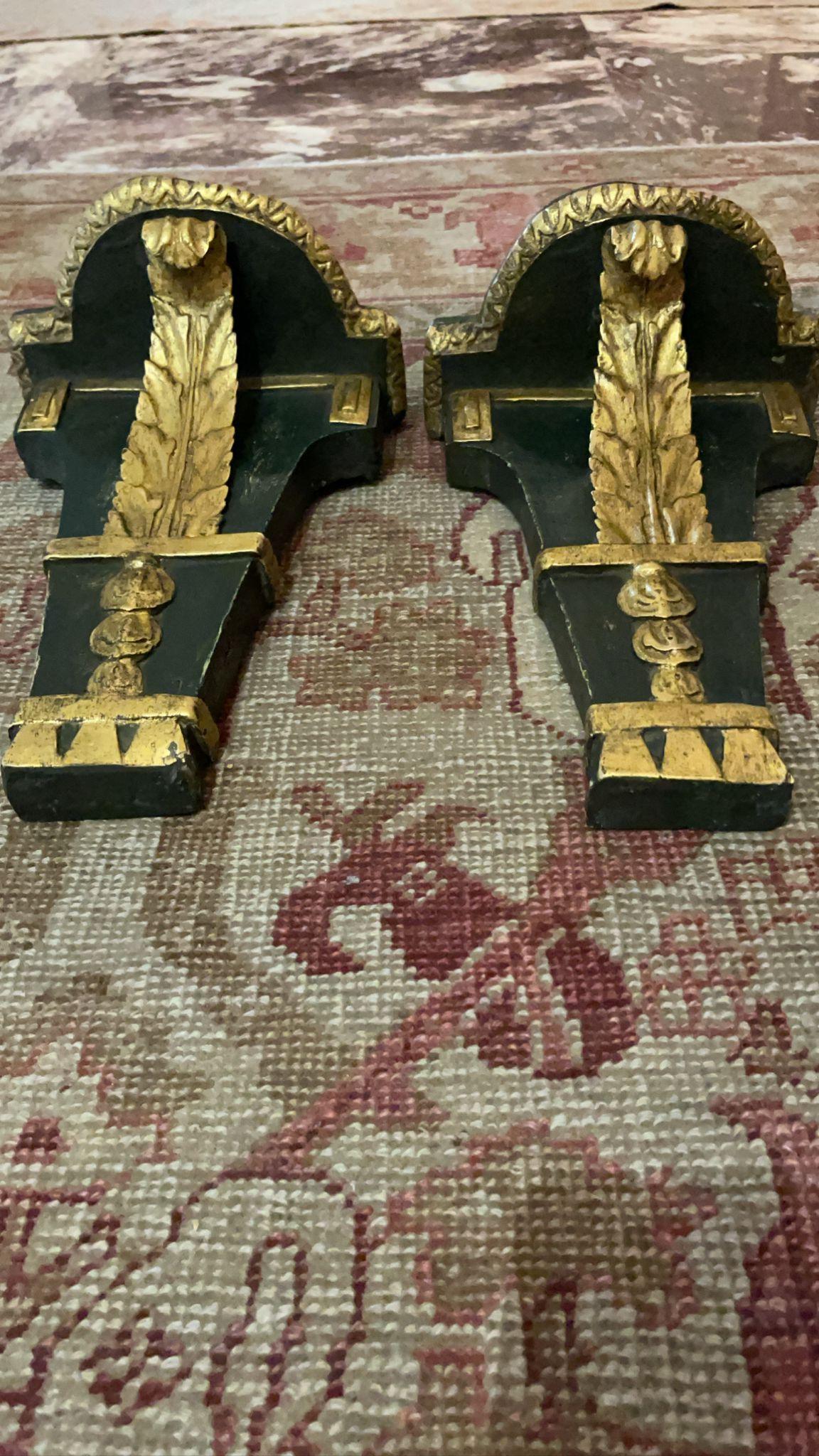 Pair of Spanish Neoclassical Carved Gilded and Ebonized Wooden Wall Bracket 9