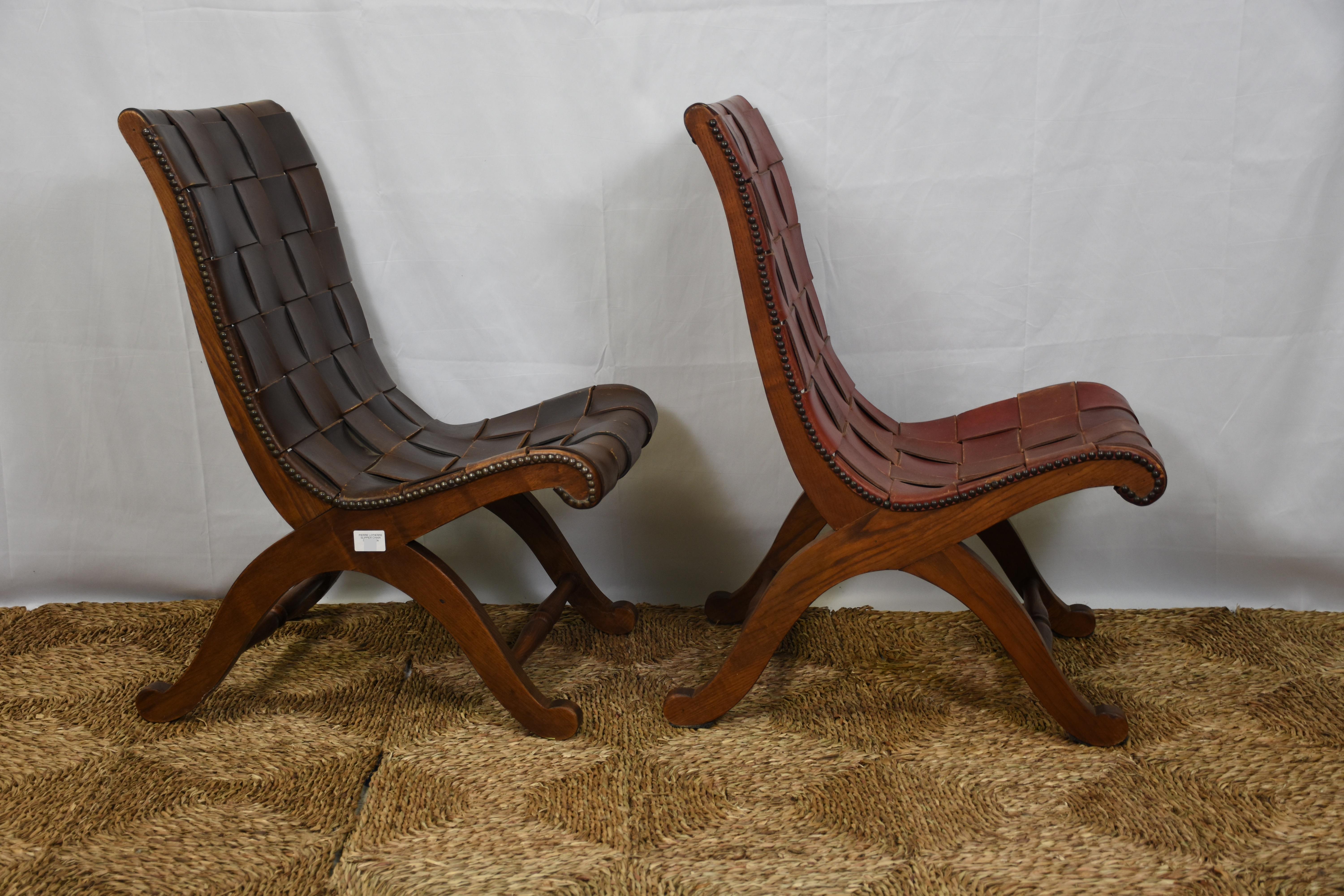 Spagnolo Coppia di sedie a pantofola spagnole in pelle Pierre Lottier in vendita