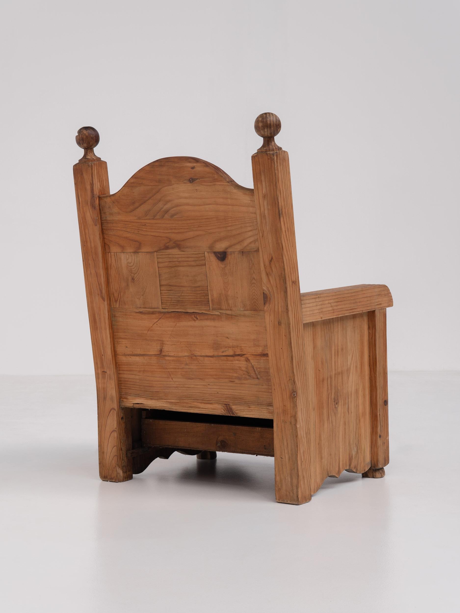 Paar Chalet Chic Stühle aus spanischer Kiefer, 1960er Jahre im Zustand „Gut“ im Angebot in Aartselaar, BE