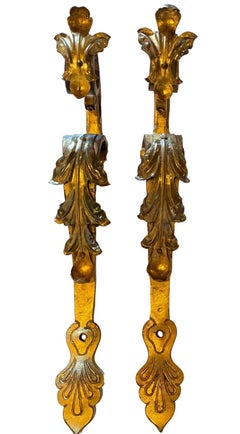 Coppia di mensole per tende in stile revival spagnolo