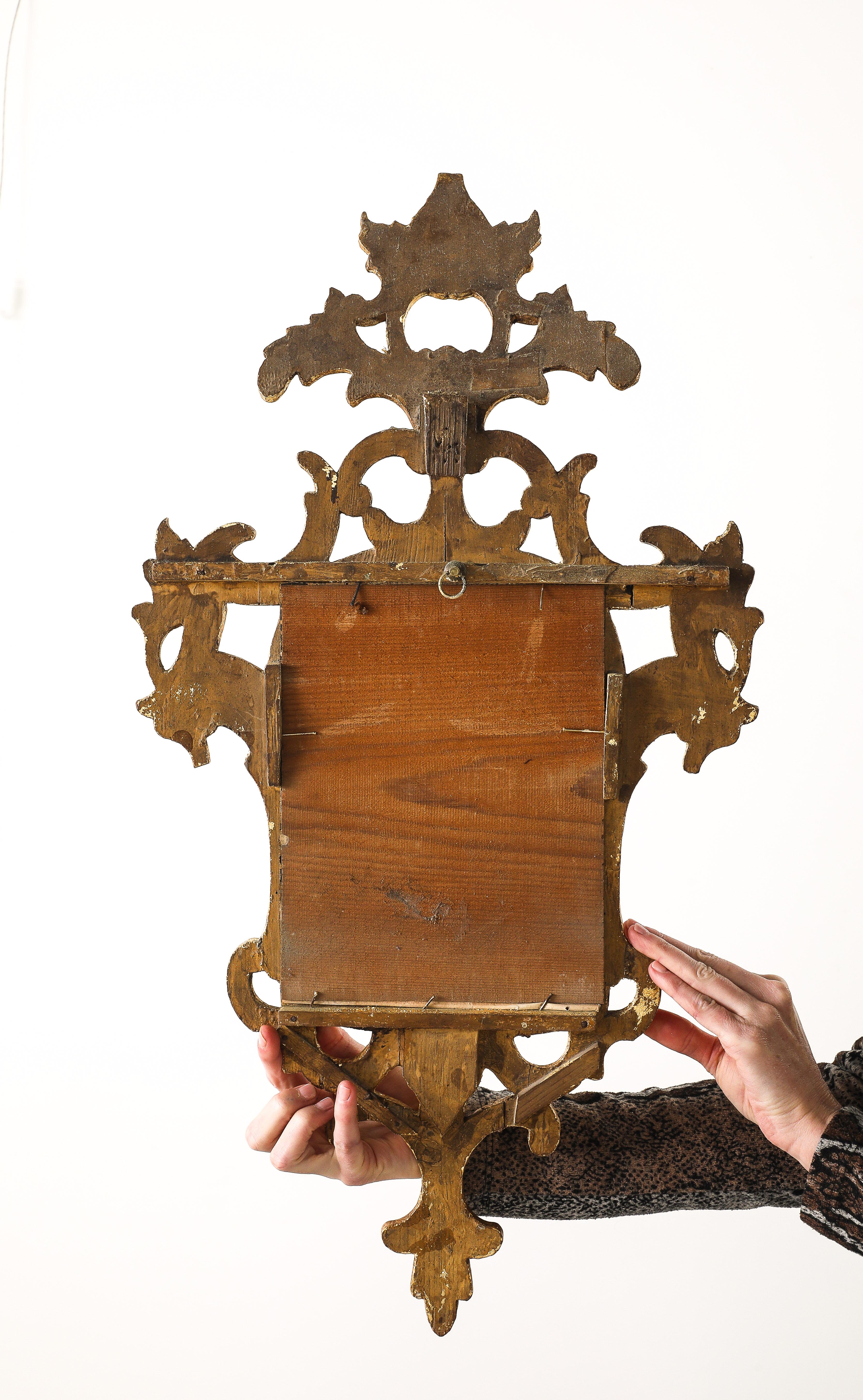 Paire de miroirs rococo espagnols en bois sculpté et doré, vers 1760 en vente 7