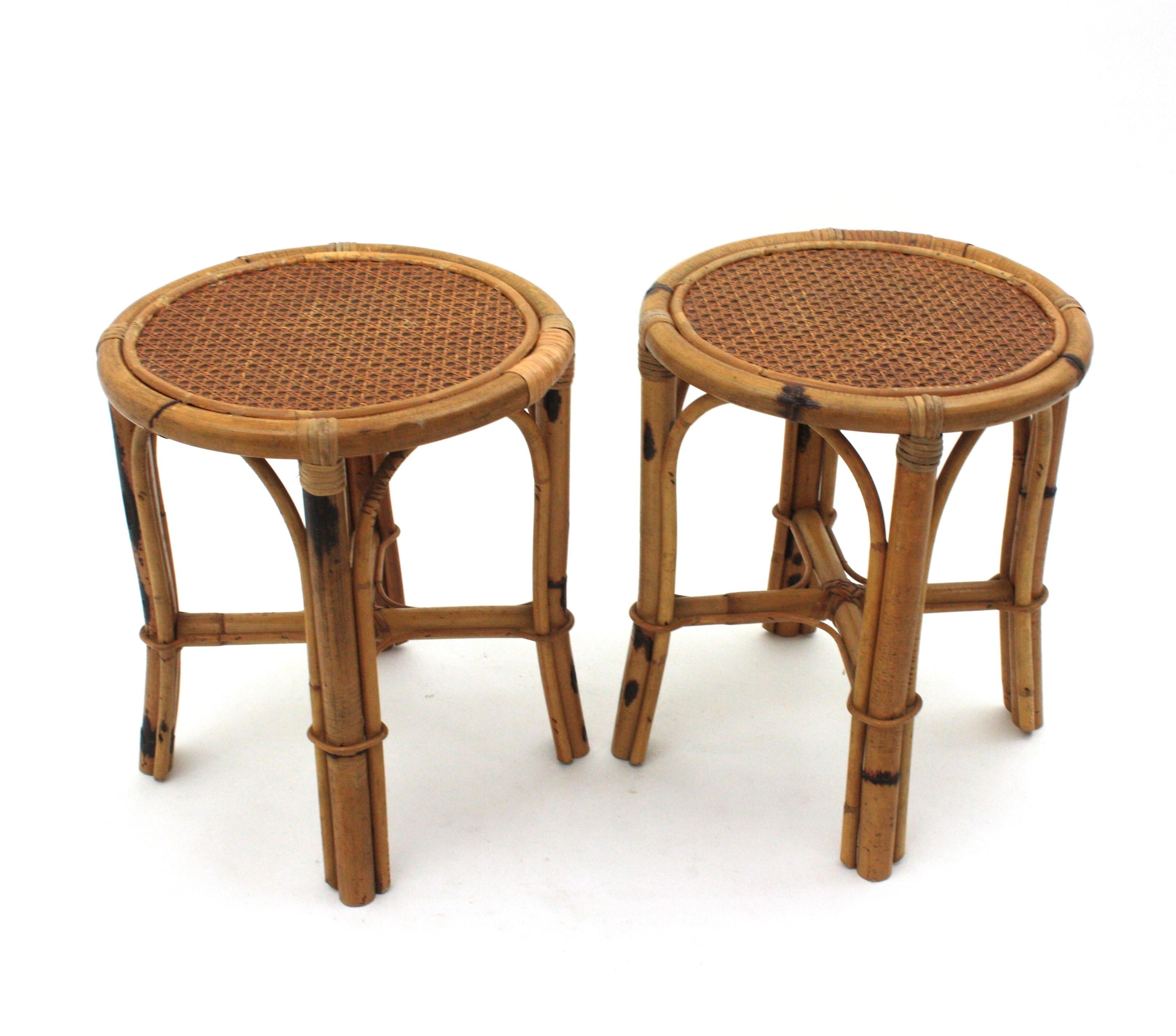 20th Century Pair of Spanish Round Stools / Side Tables in Rattan with Cane Top, 1950s For Sale