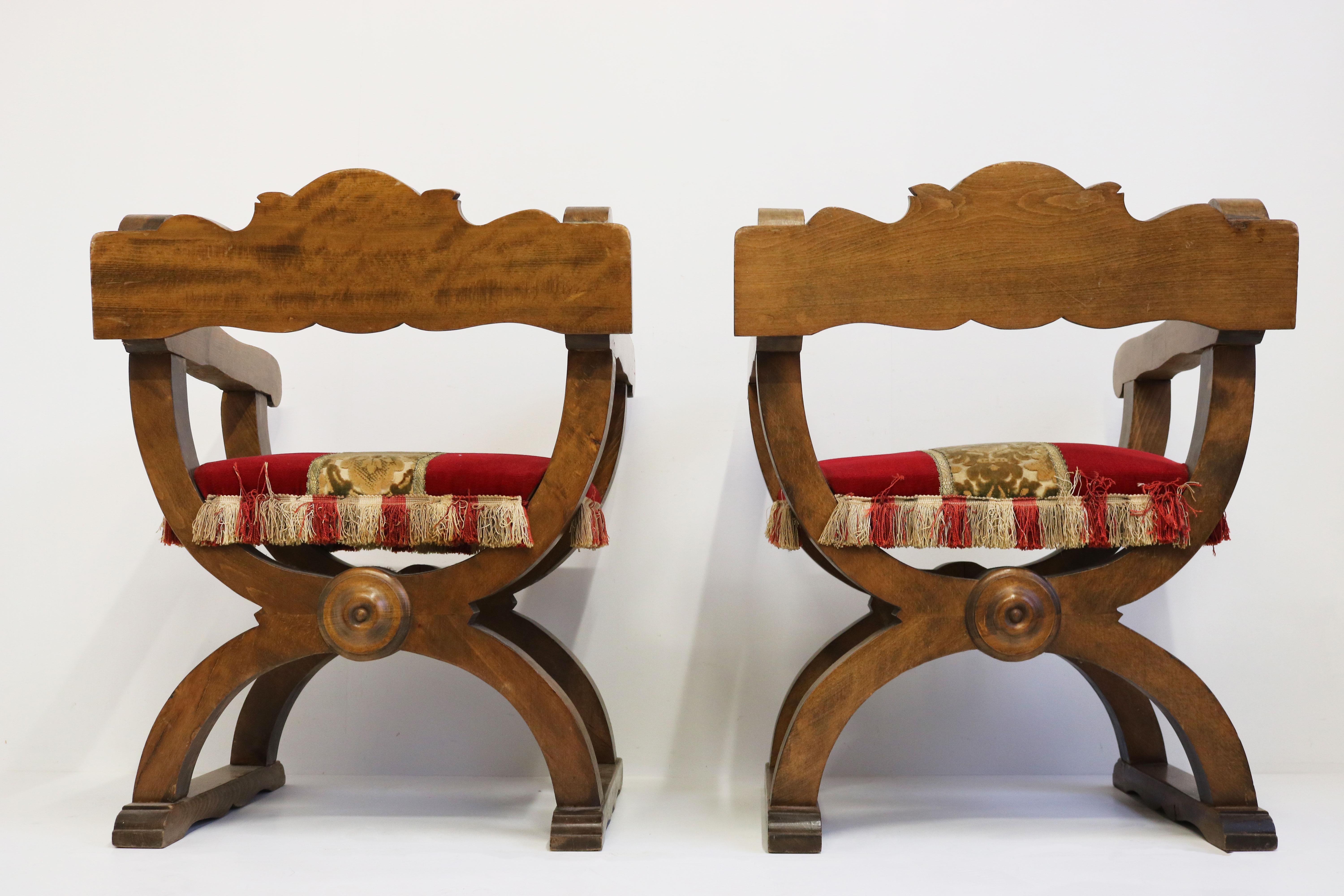 Pair of Spanish Style X Frame Throne / Castle Chairs in Oak 1930s Savonarola 3
