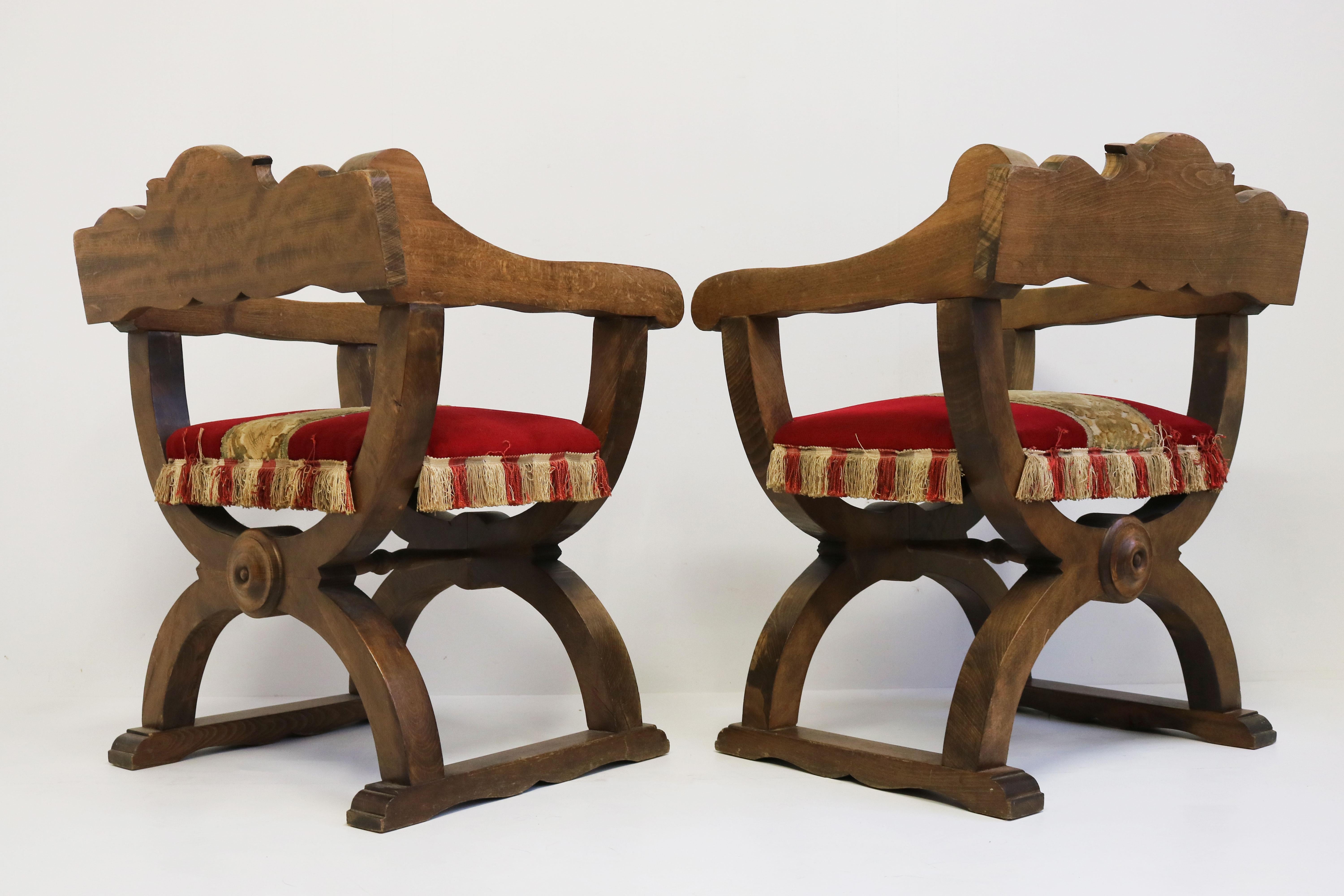 Pair of Spanish Style X Frame Throne / Castle Chairs in Oak 1930s Savonarola 4