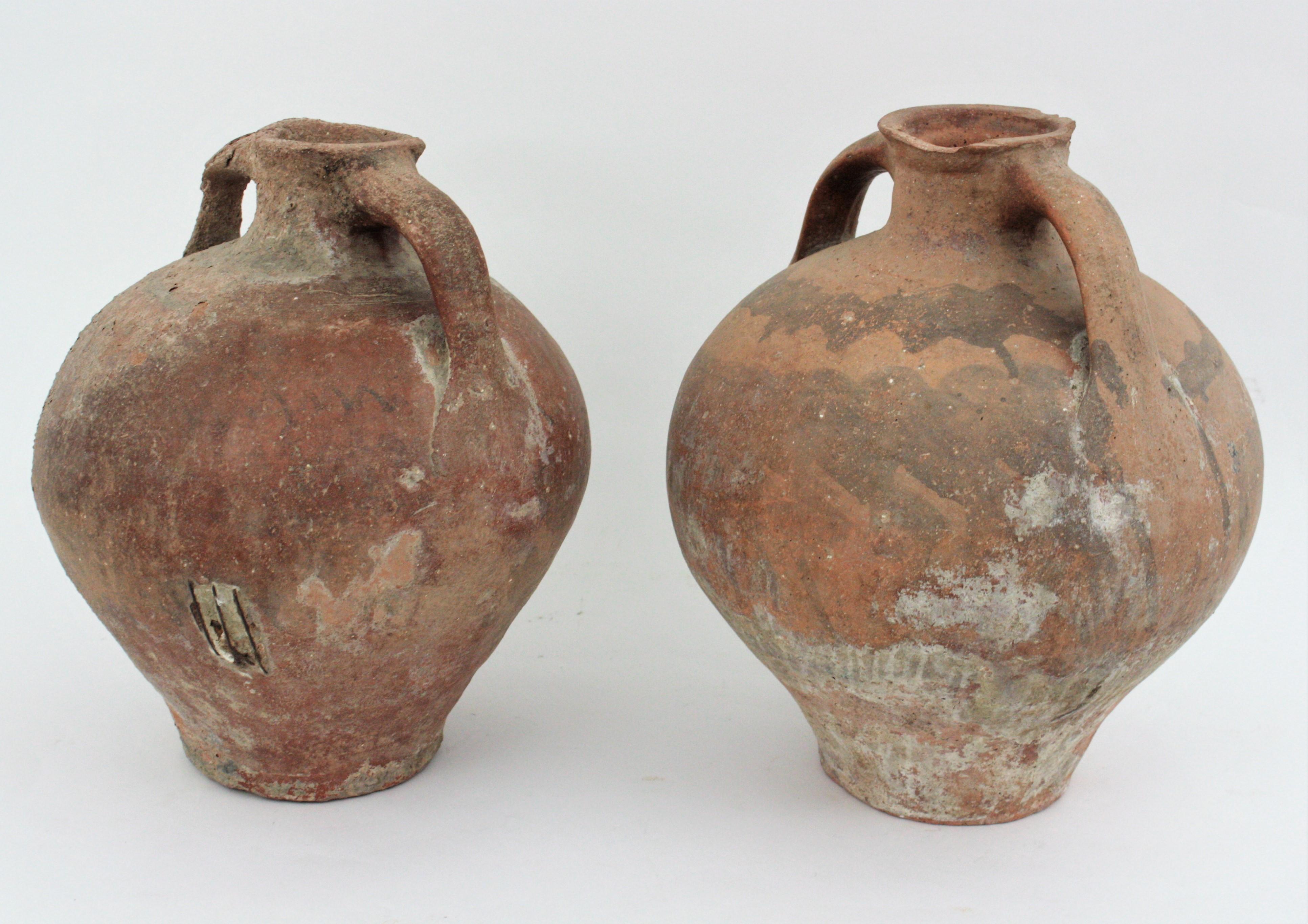 Pair of Spanish Terracotta Water Jars or Vessels For Sale 7