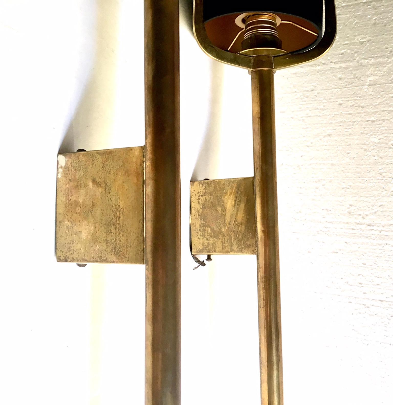 Mid Century Pair of Spanish Torchère Brass Wall Sconces In Good Condition In Madrid, ES