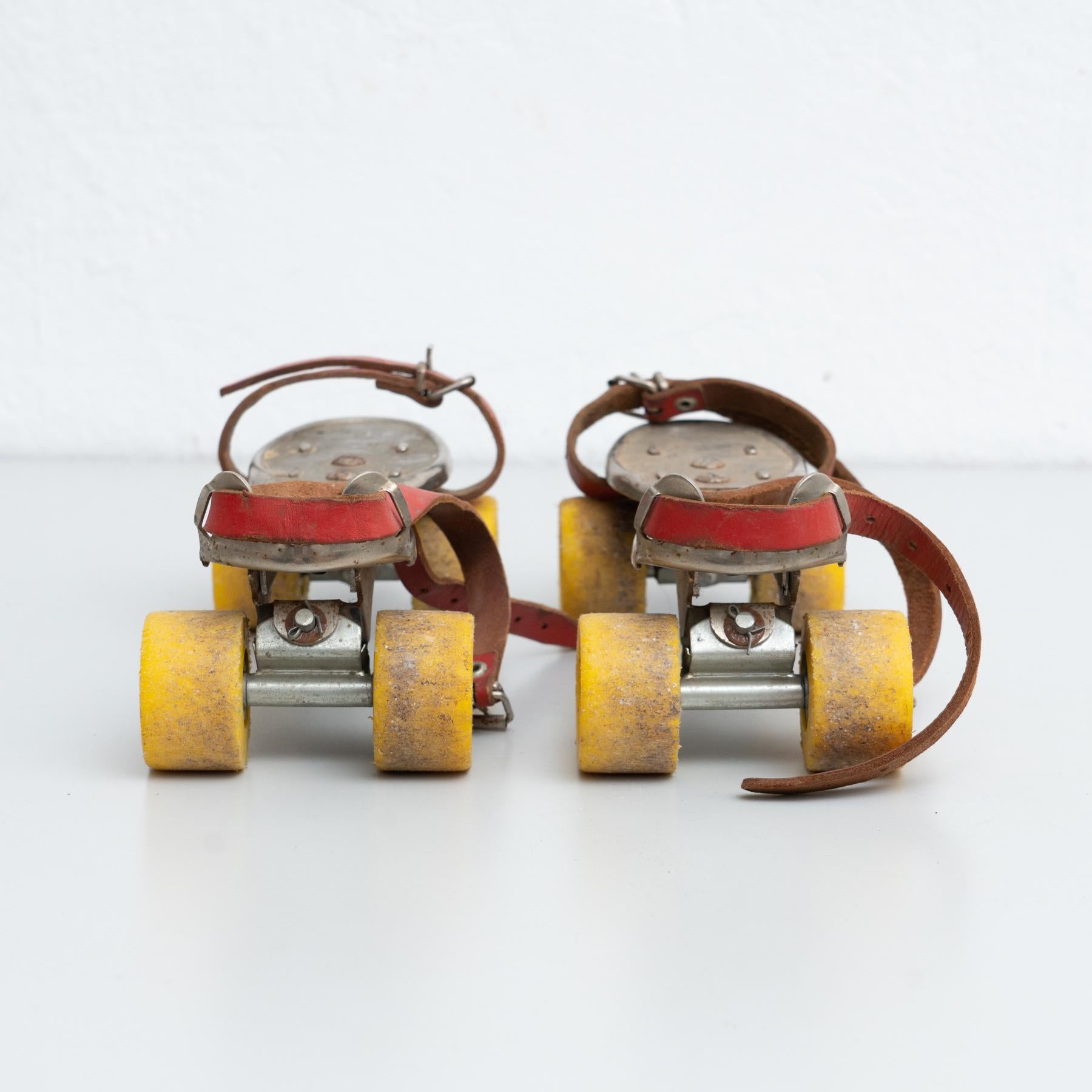 Pair of Spanish Vintage Volador Metal Roller Skates, circa 1970 For Sale 6