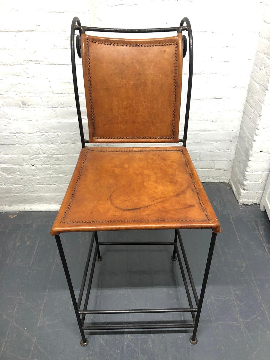 Late 20th Century Pair of Spanish Wrought Iron and Leather Barstools For Sale