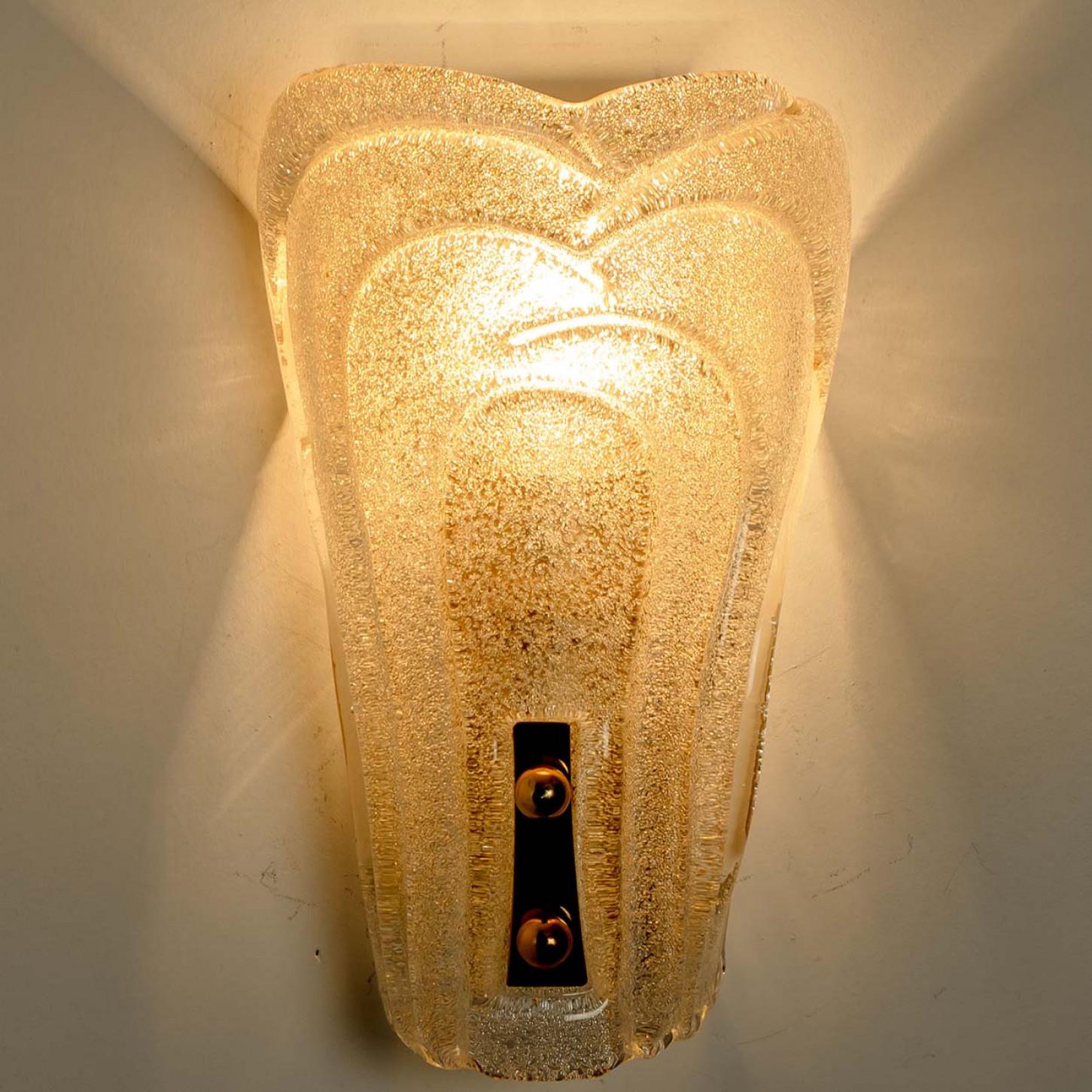 Pareja de apliques de cristal centelleante y latón de Hillebrand, 1970 en venta 4