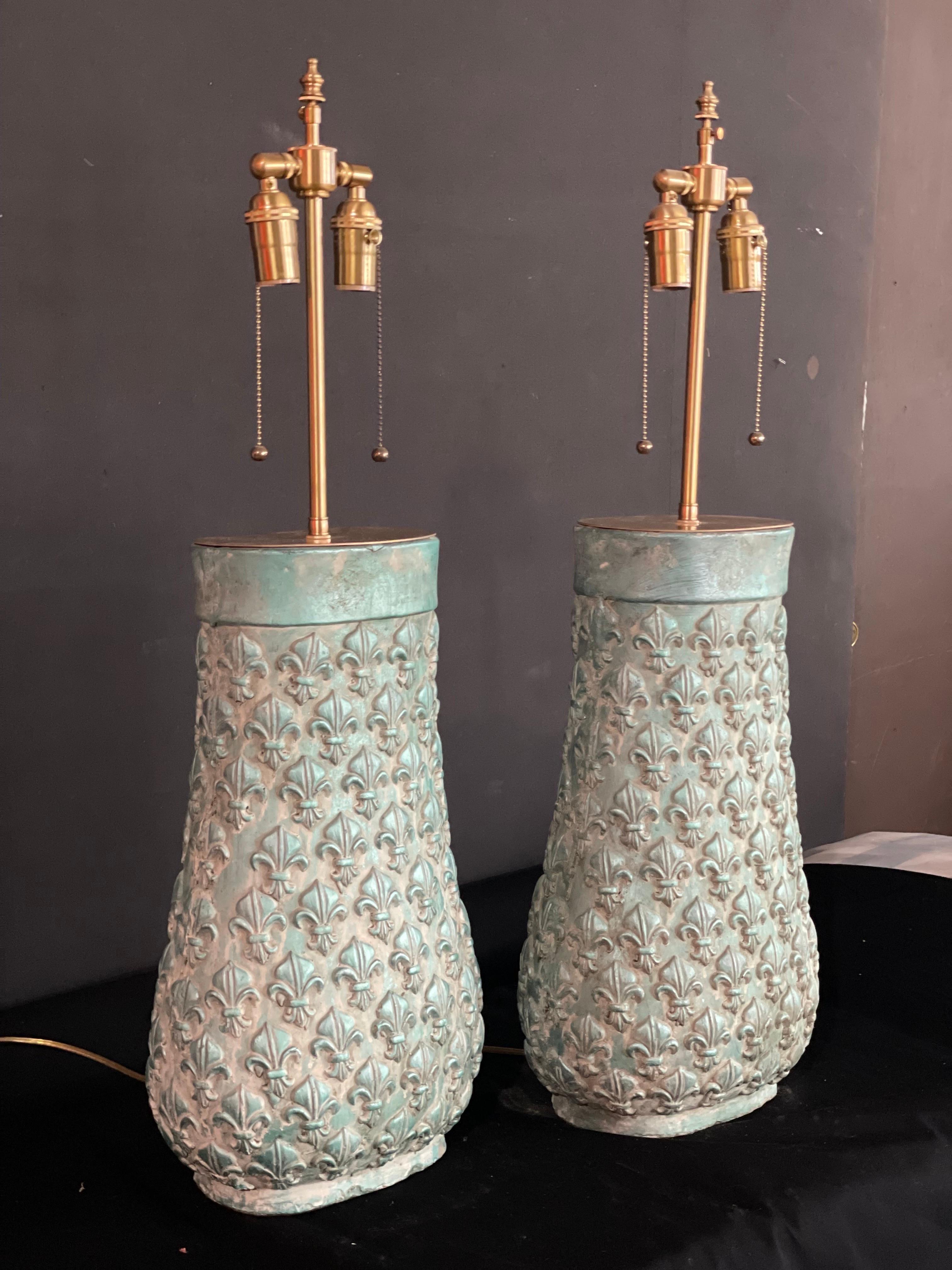 Pair of spectacular French Patinaed Fleur De Lis Gourdes With Lamp application. For Sale 3