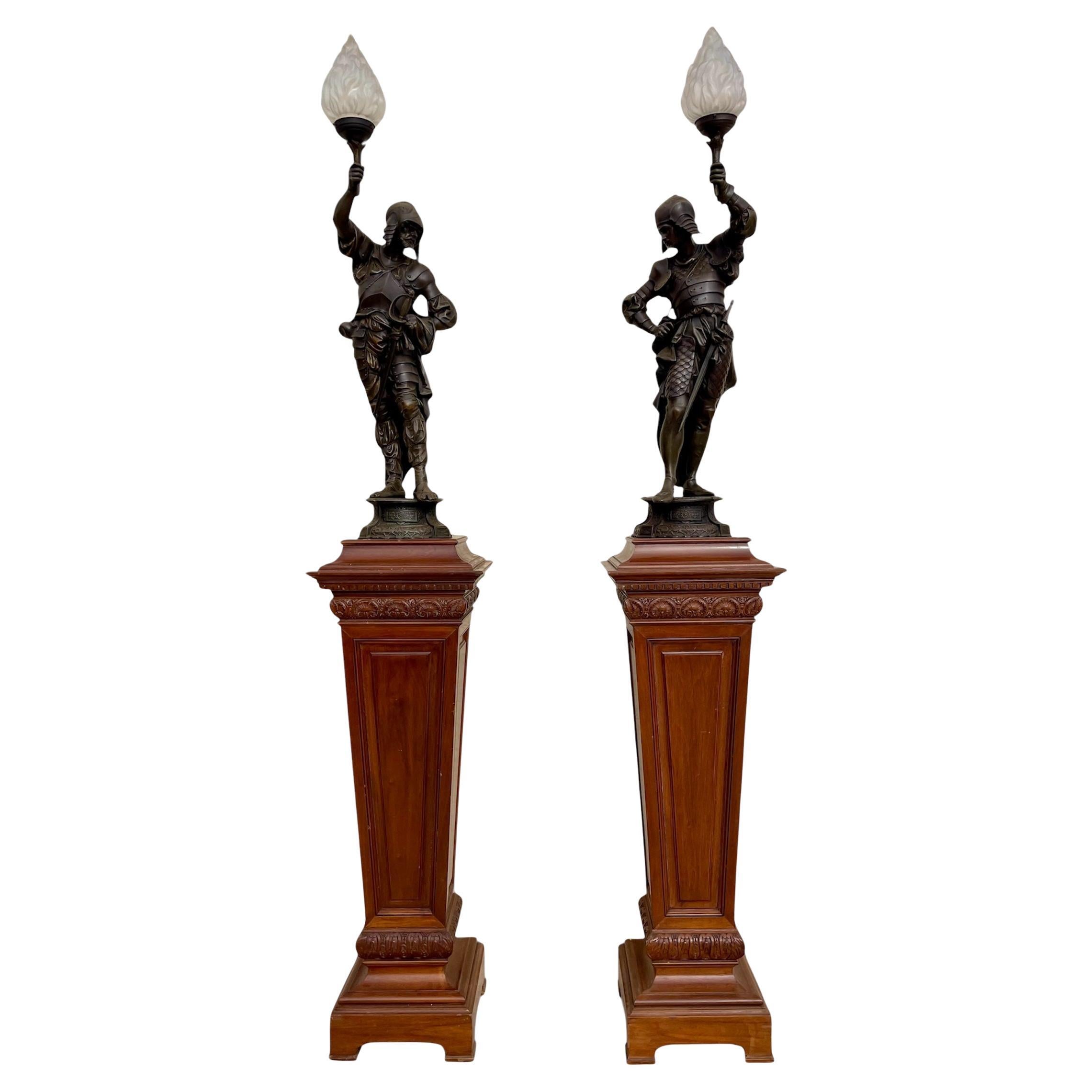 Pair Of Spelter Lamps / Torchères en vente