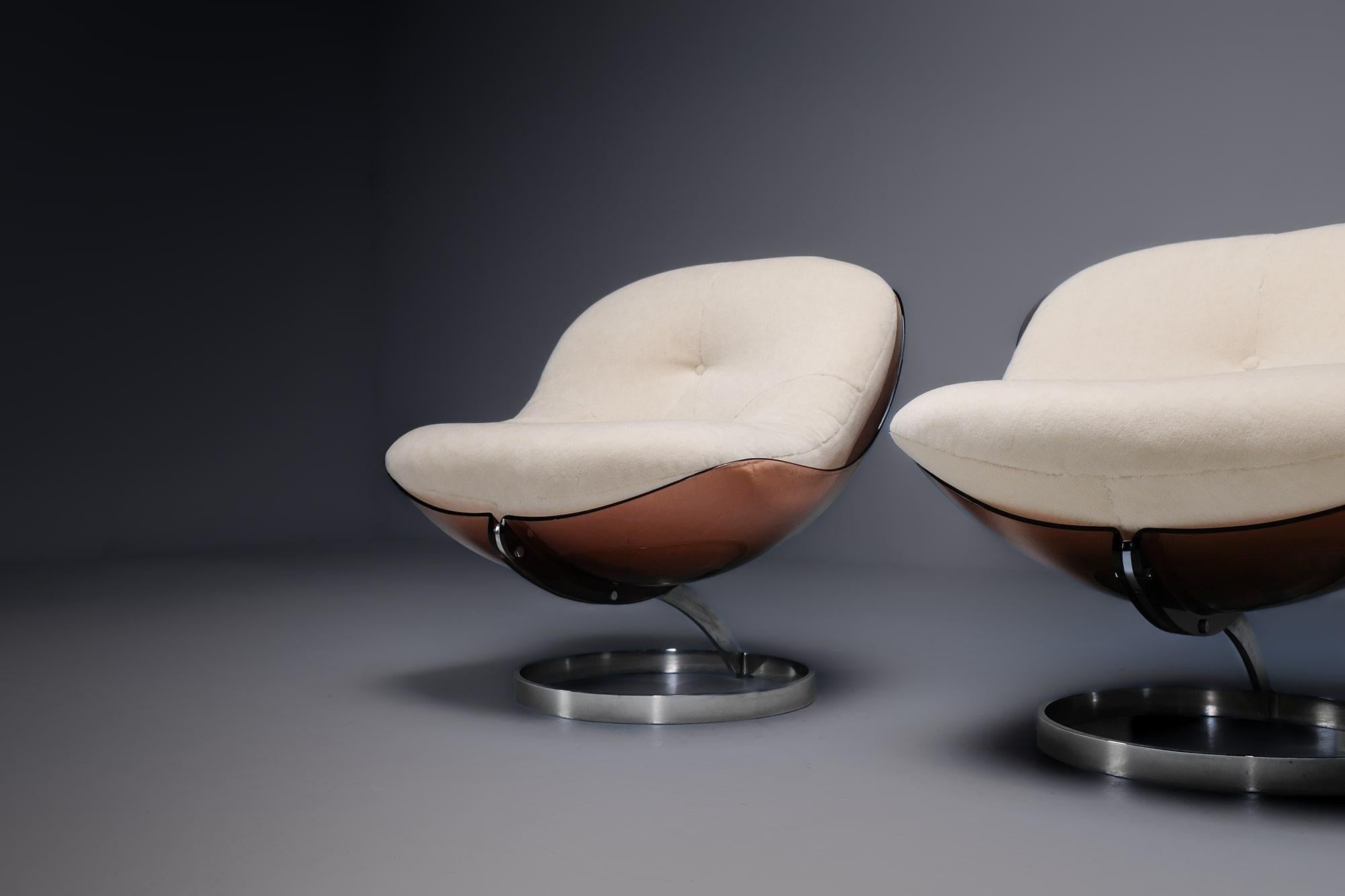 French Pair of Sphère Low Chairs by Boris Tabacoff. Ed. M.M.M