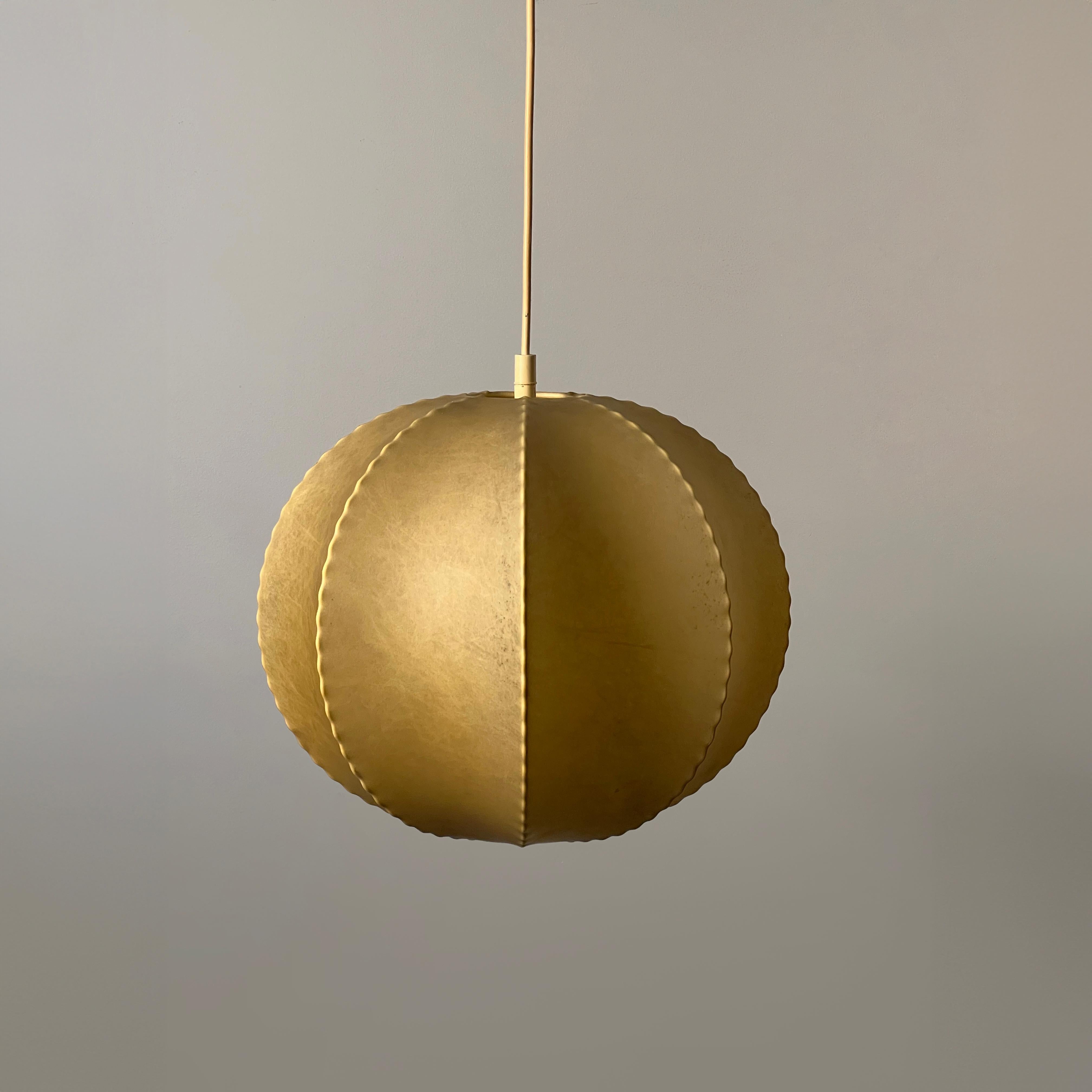 Mid-Century Modern Pair of Spherical Cocoon Pendant Lights Featuring Wavy Structure, Germany 1970s