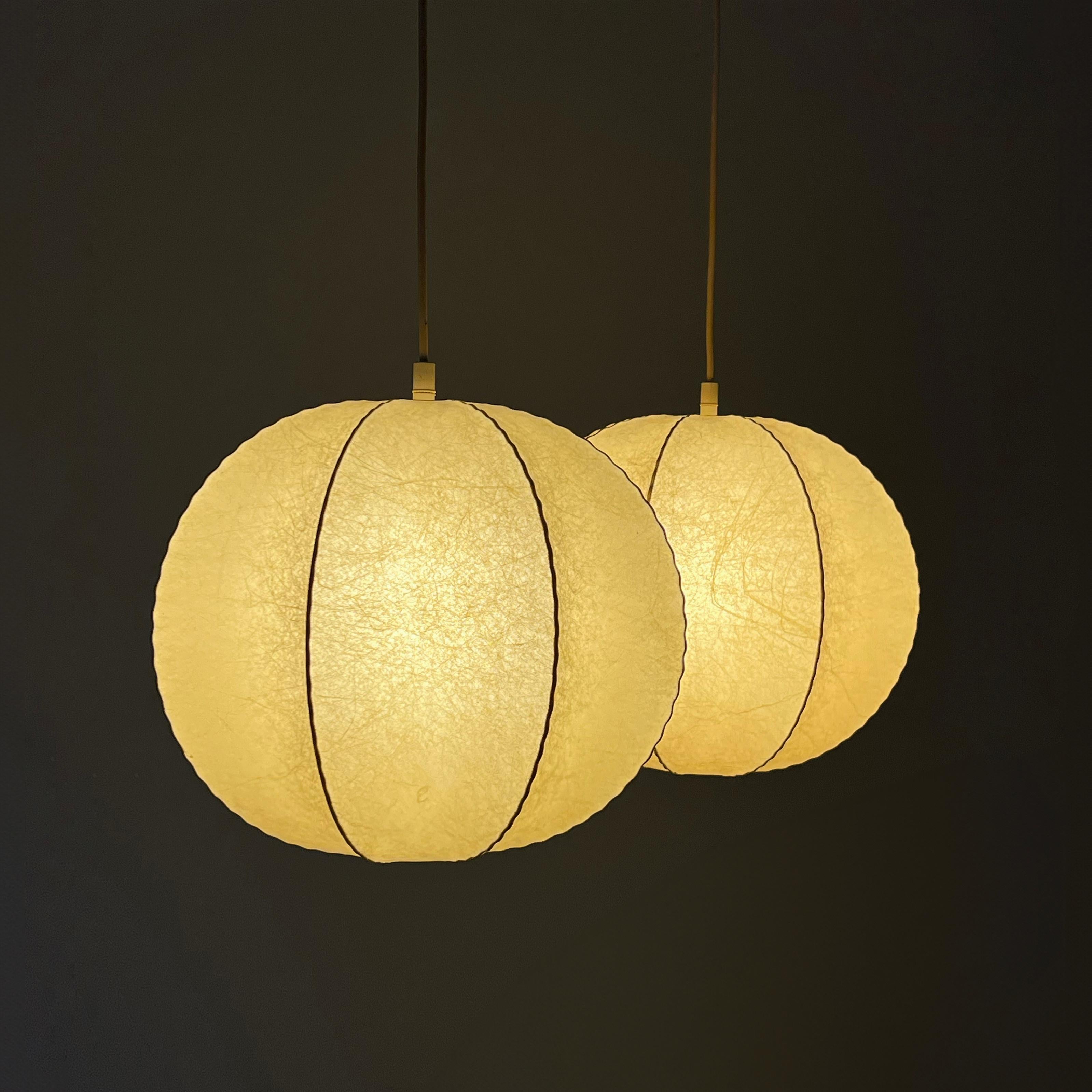 Pair of Spherical Cocoon Pendant Lights Featuring Wavy Structure, Germany 1970s For Sale 2