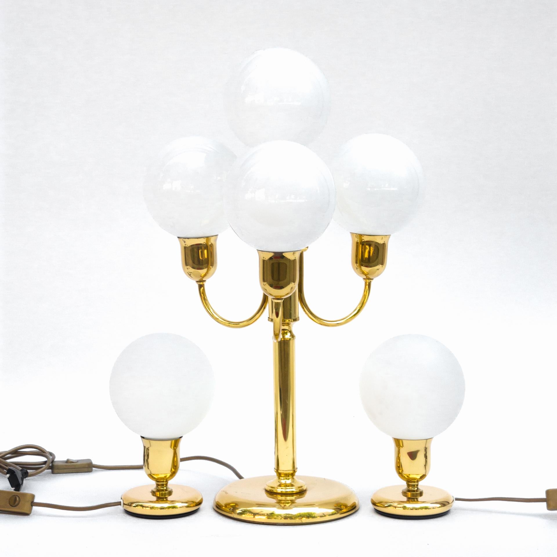 European Pair of Spherical Gold Table Lamps in the Art Deco Style