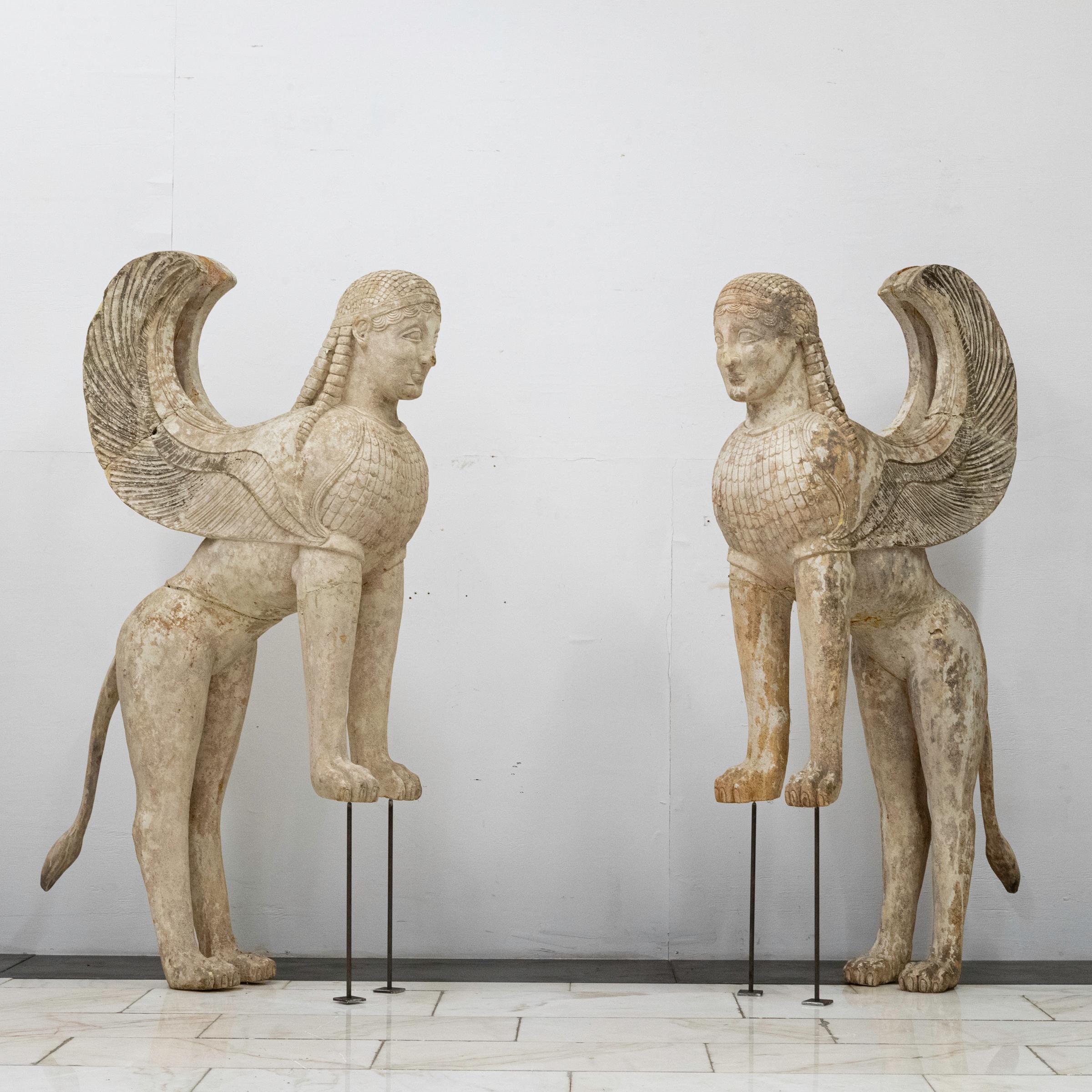 Paar Sphinx-Skulpturen der Naxos-Stautues aus dem Filmset-Design im Zustand „Gut“ im Angebot in Ware, GB