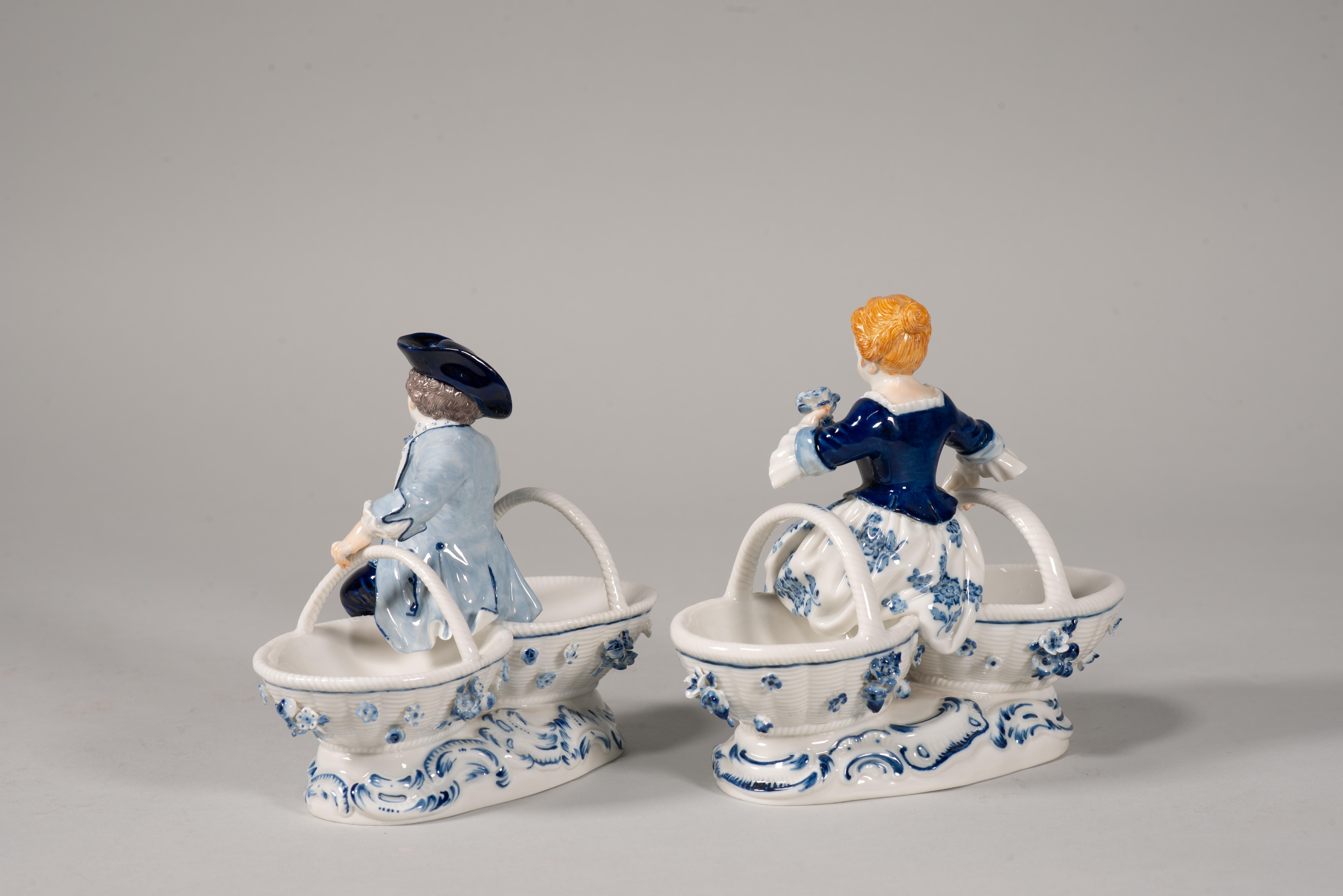 Other Pair of spice racks. Enameled porcelain. Meissen, Germany, possibly (...)  19th For Sale