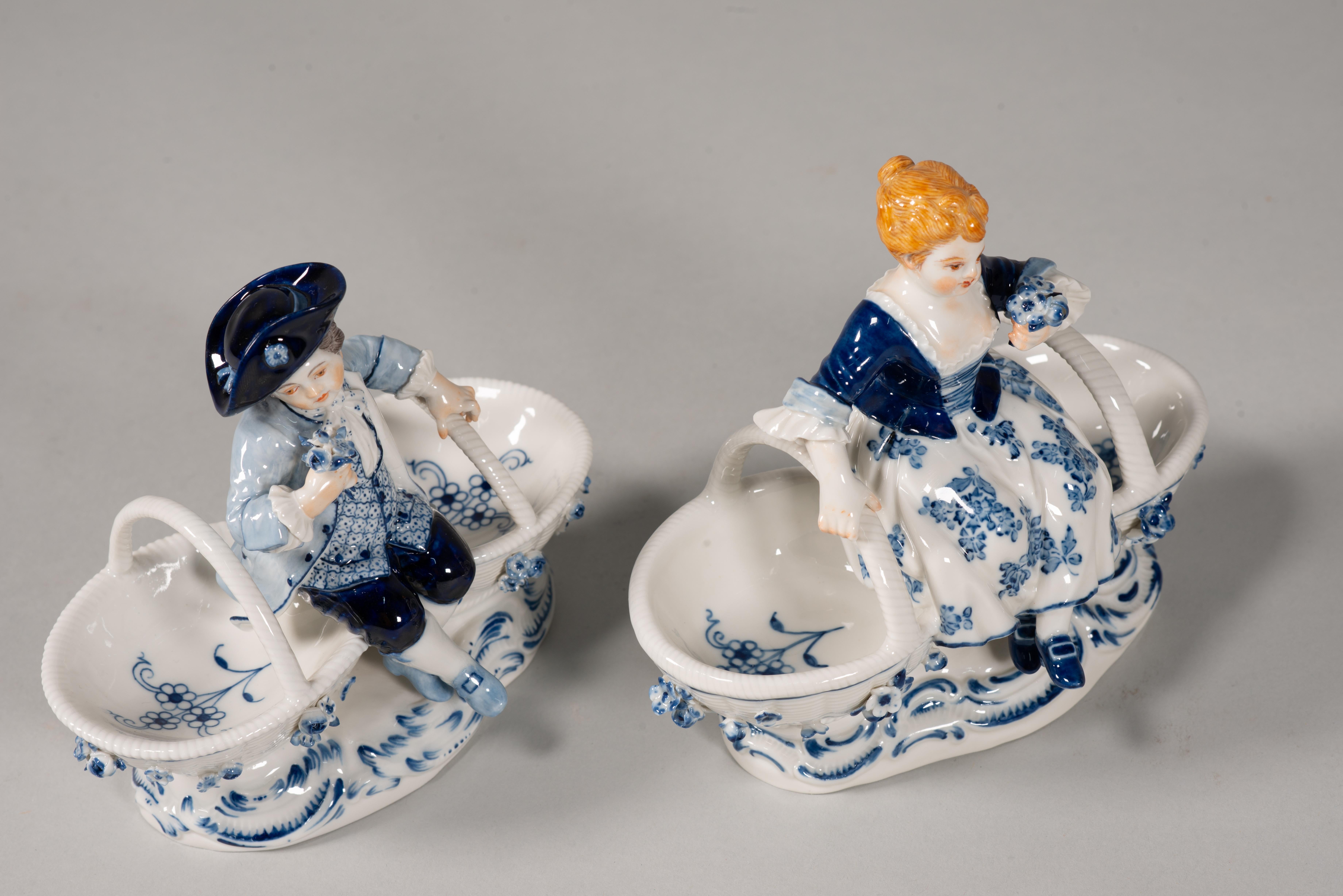 Pair of spice racks. Enameled porcelain. Meissen, Germany, possibly (...)  19th For Sale 1