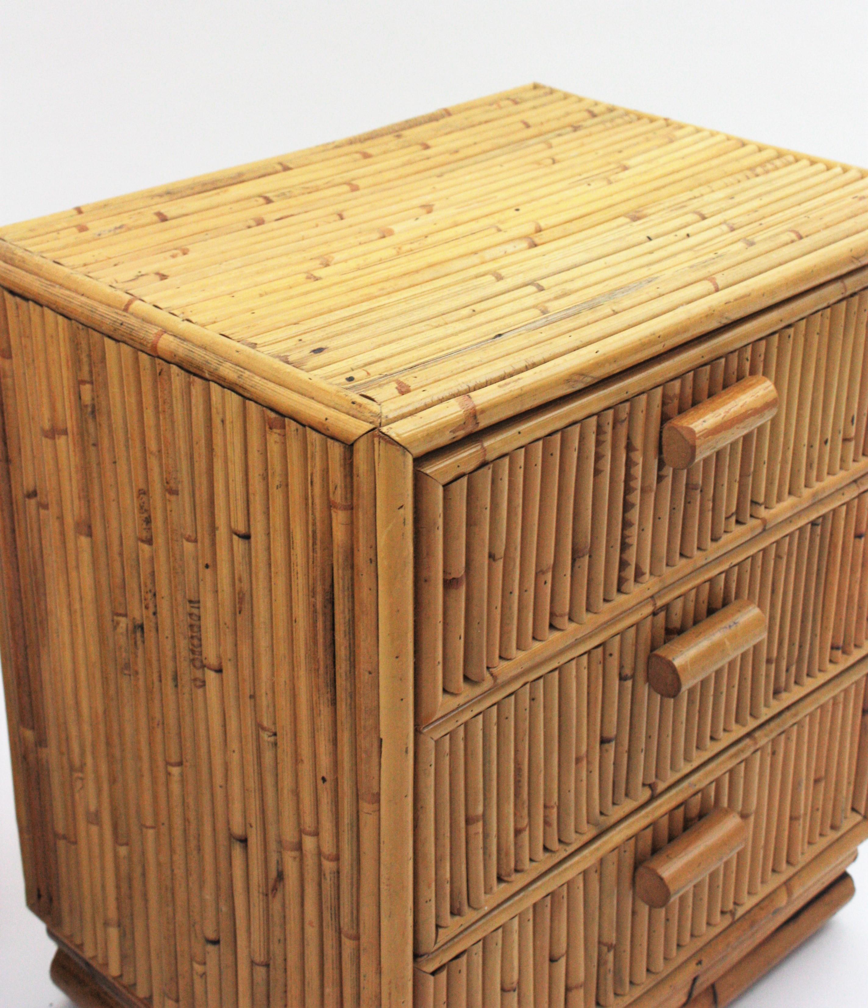 Pair of Split Reed Bamboo Rattan Small Chests or Nightstands, 1970s In Good Condition In Barcelona, ES