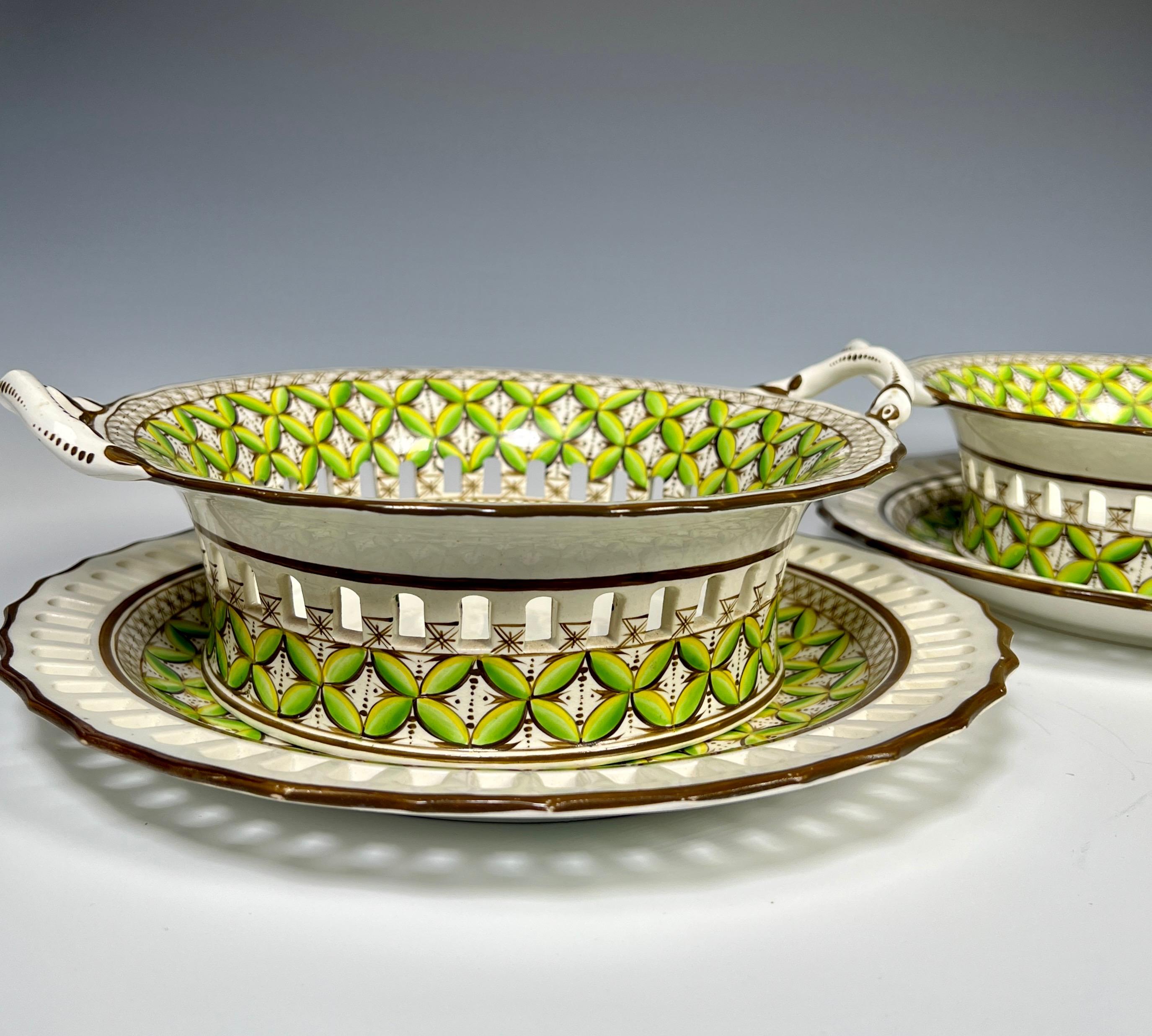 English Pair of Spode 19th C Pierced Green Chestnut Baskets & Under Plates For Sale