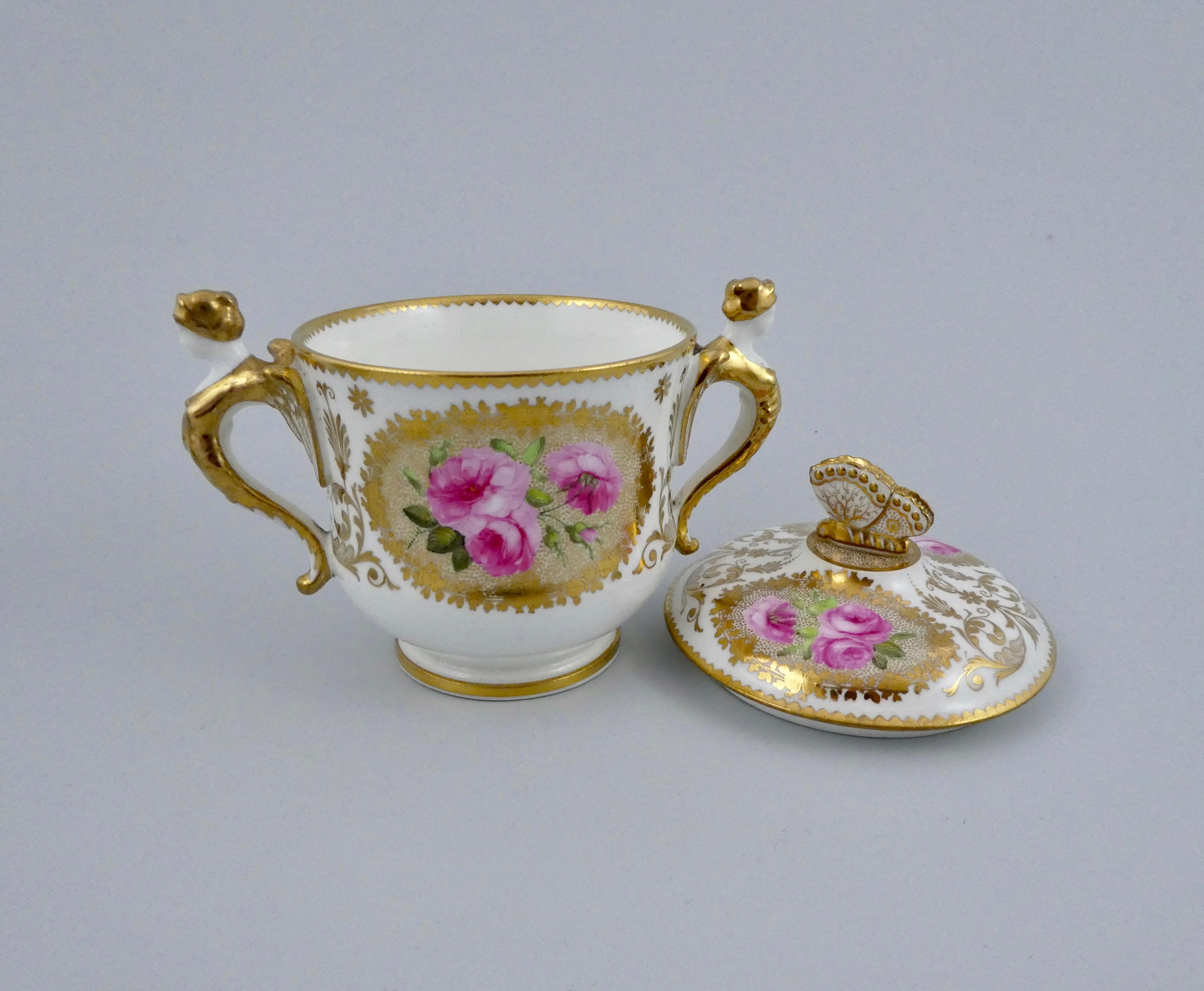 Pair of Spode Covered Cups and Stands, circa 1820 4