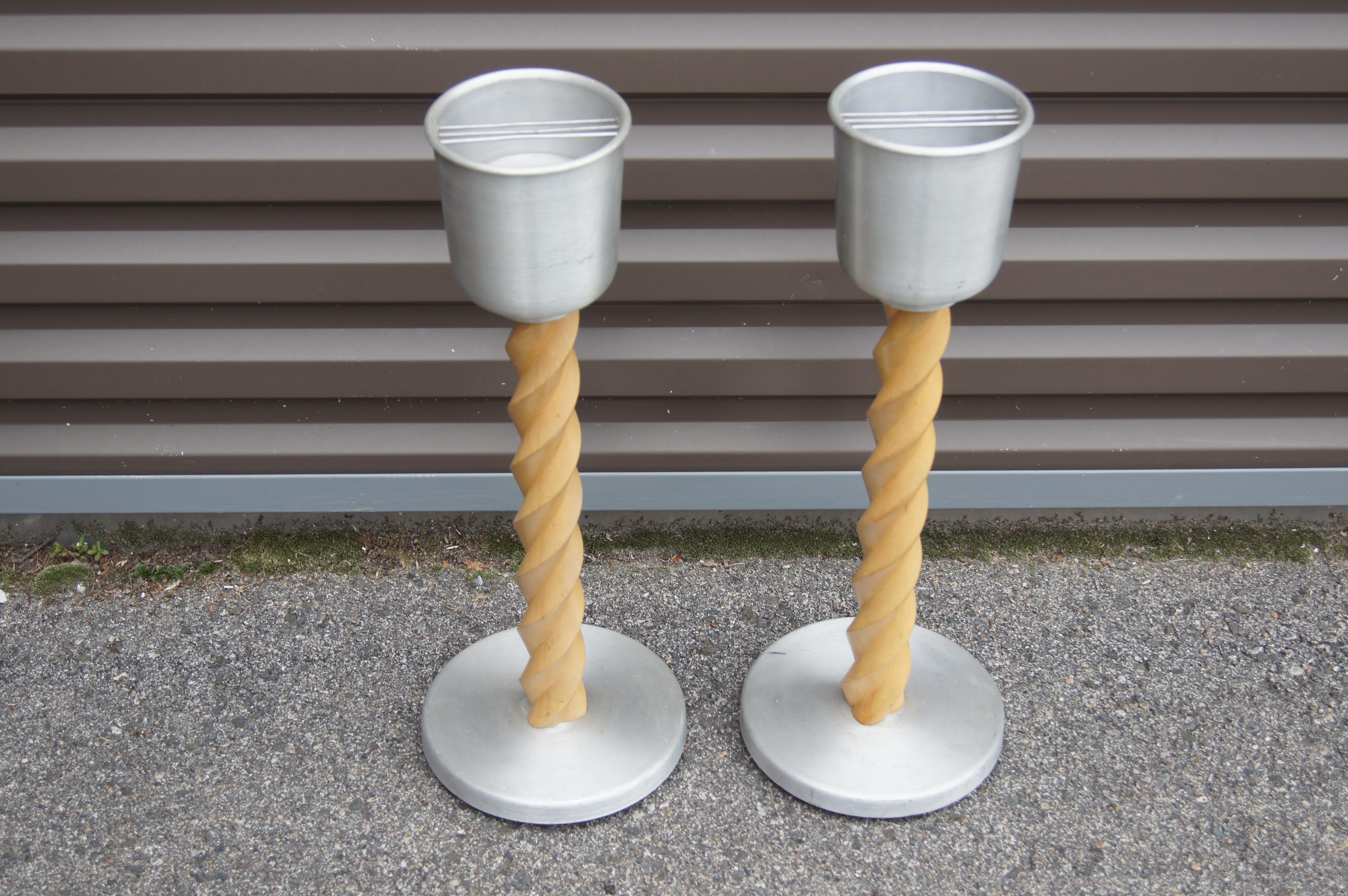 Pair of Spun Aluminum & Turned Oak Ashtray Stands, Attributed to Russel Wright For Sale 2