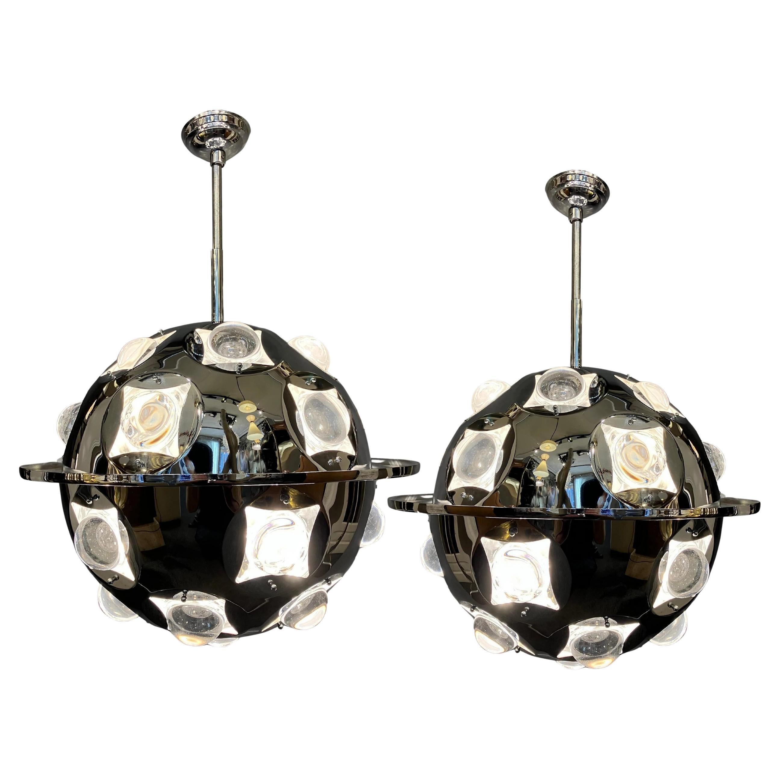 Pair of Sputnik chandeliers, attributed to Oscar Torlasco, Editions Lumi, Italy  For Sale
