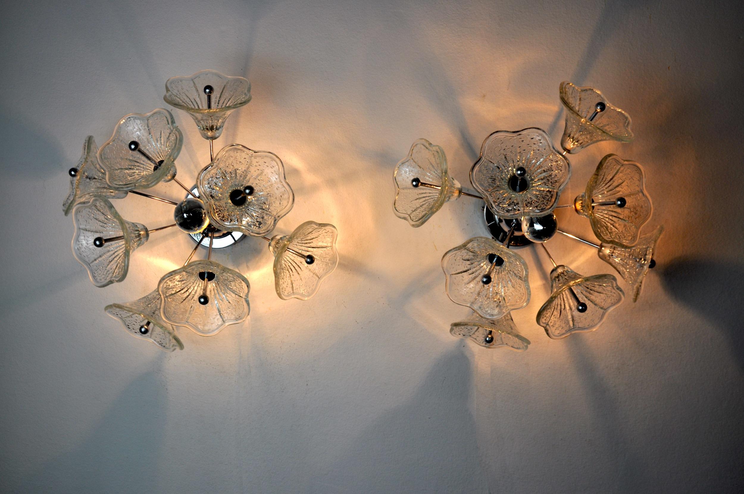 Late 20th Century Pair of Sputnik Flower Sconces, Murano Glass, Italy, 1970 For Sale