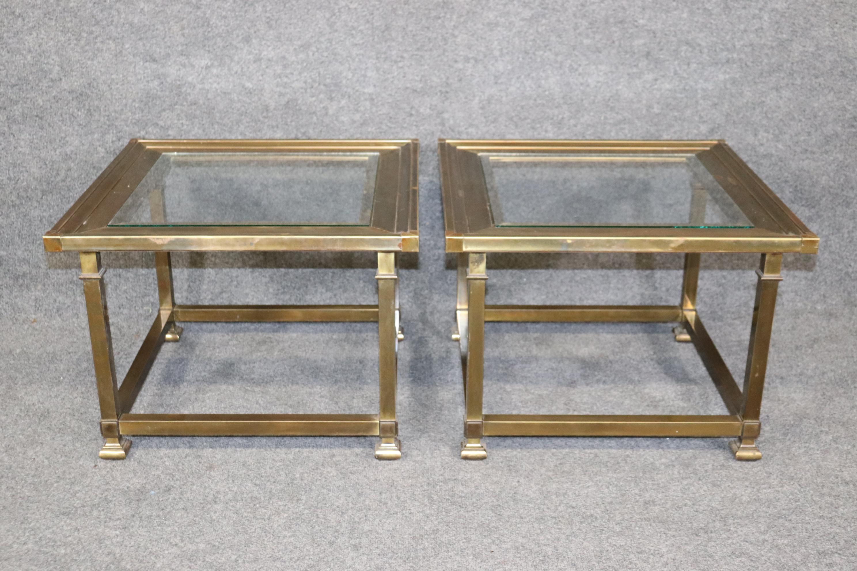 American Pair of Square Brass And Glass Top Mastercraft End Tables Side Tables For Sale