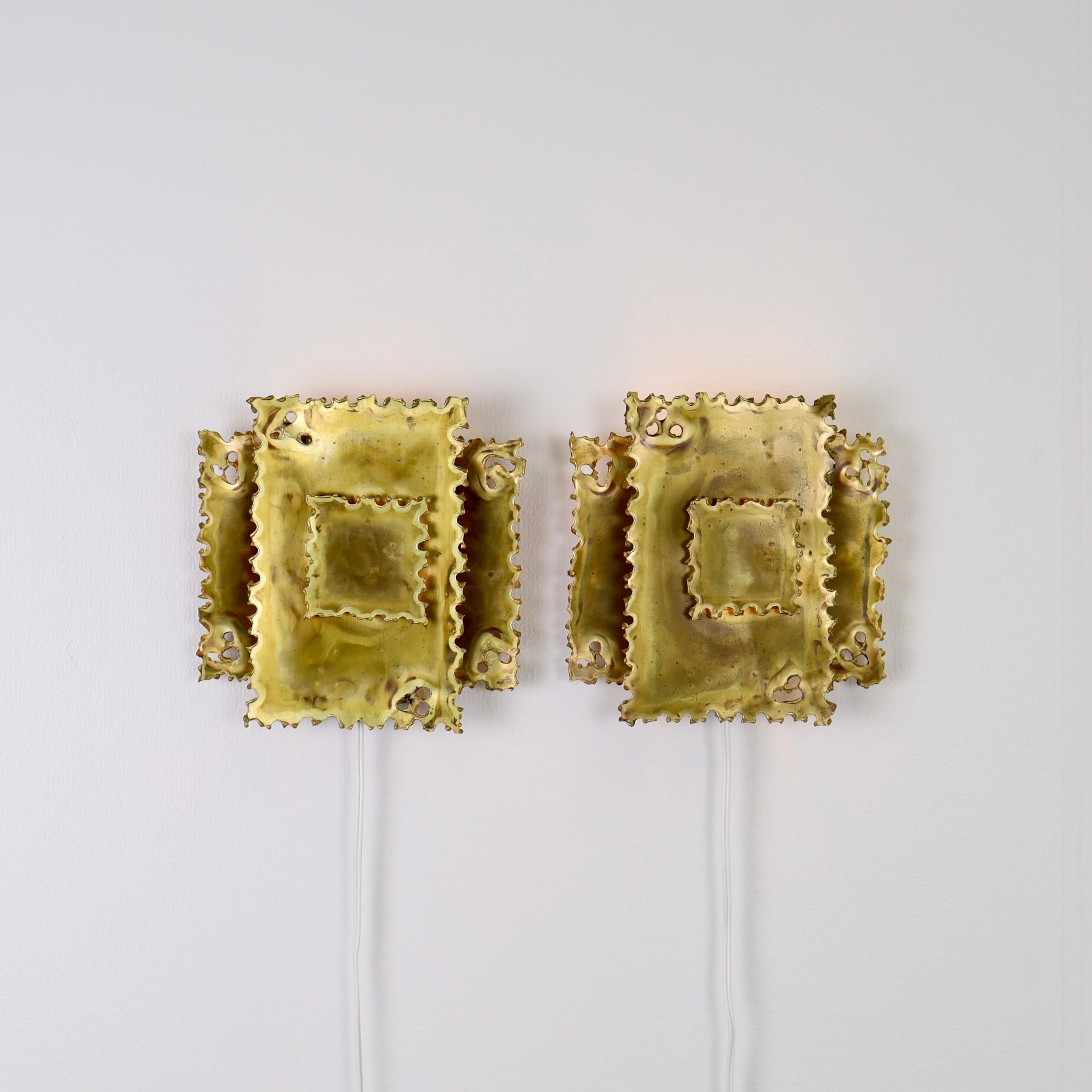 Pair of Square Brass Wall Lamps by Svend Aage Holm Sorensen, 1960s, Denmark For Sale 4