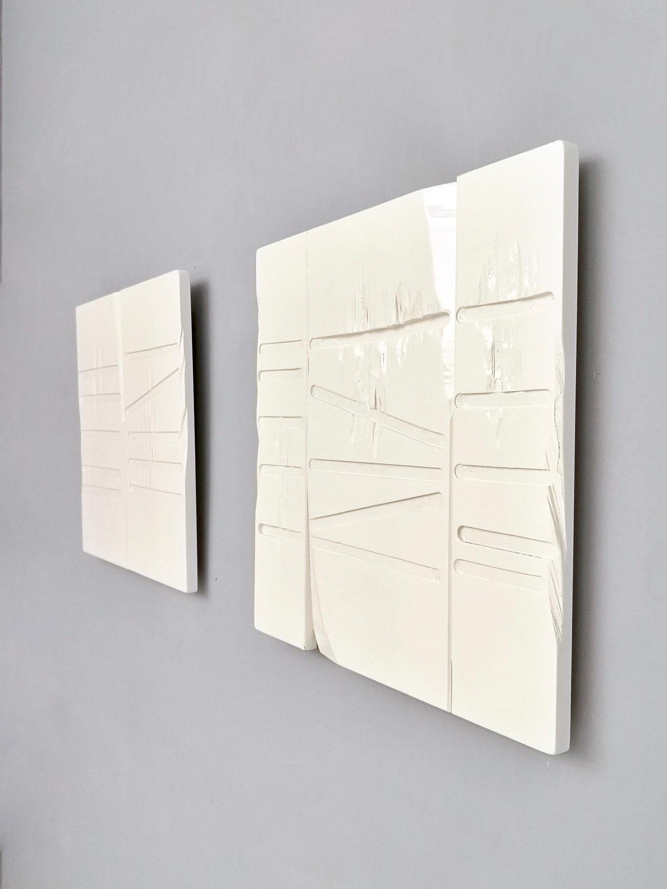 Pair of Squared Carved White Lacquered Wood Decorative Panels, Italy, 1990s 1