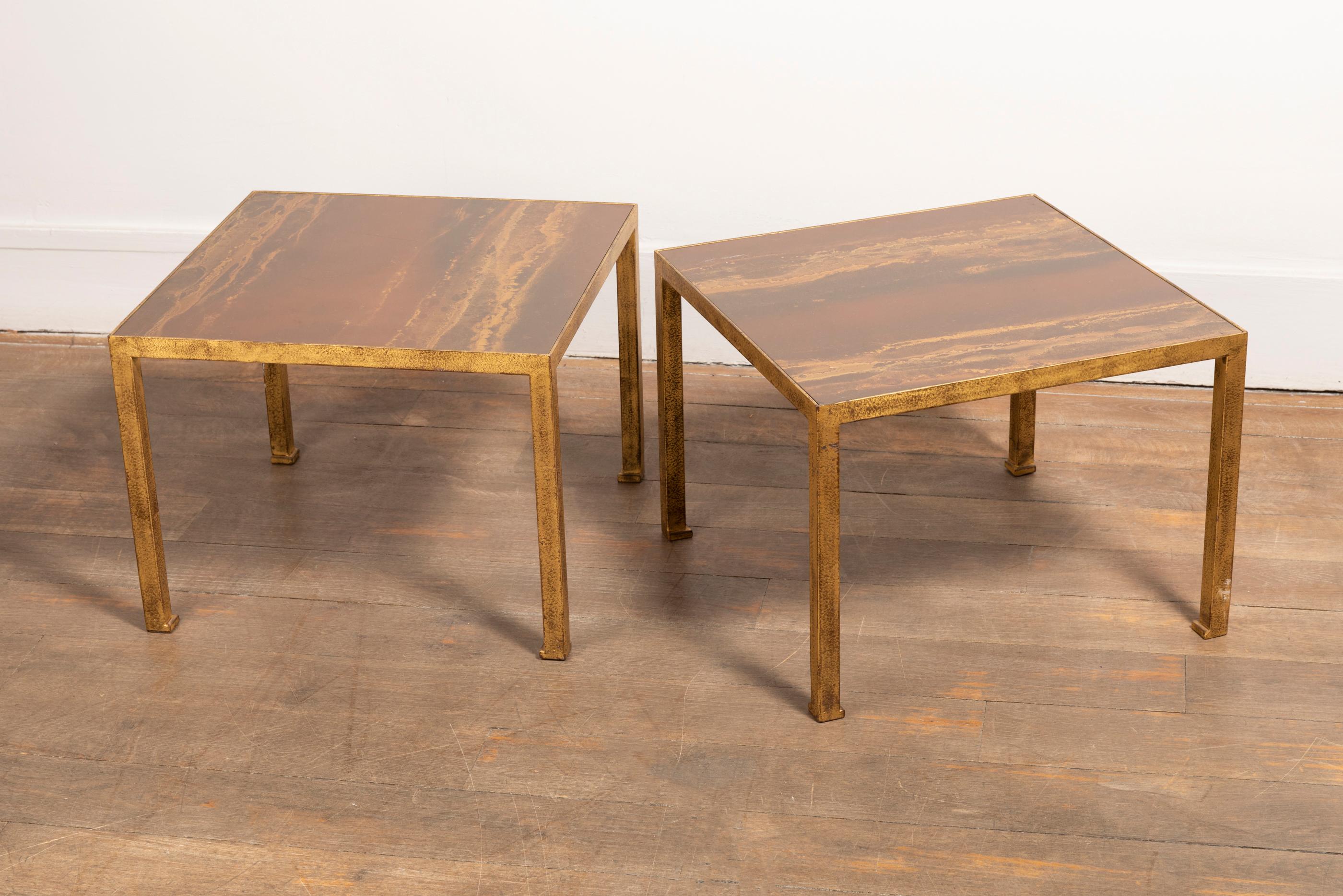 A pair of square tables, lacquered top 
lacquer work by Saïn and Tambutet
gilded metal feet
by Maison Jansen
France, 1960s


Measures: Height 29.5 cm (11.6 in.)
Width 40 cm (15.7 in.)
Depth 40 cm (15.7 in.)


    