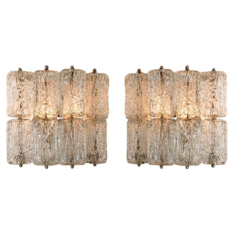 Pareja de apliques cuadrados de cristal Kalmar, años 70 en venta